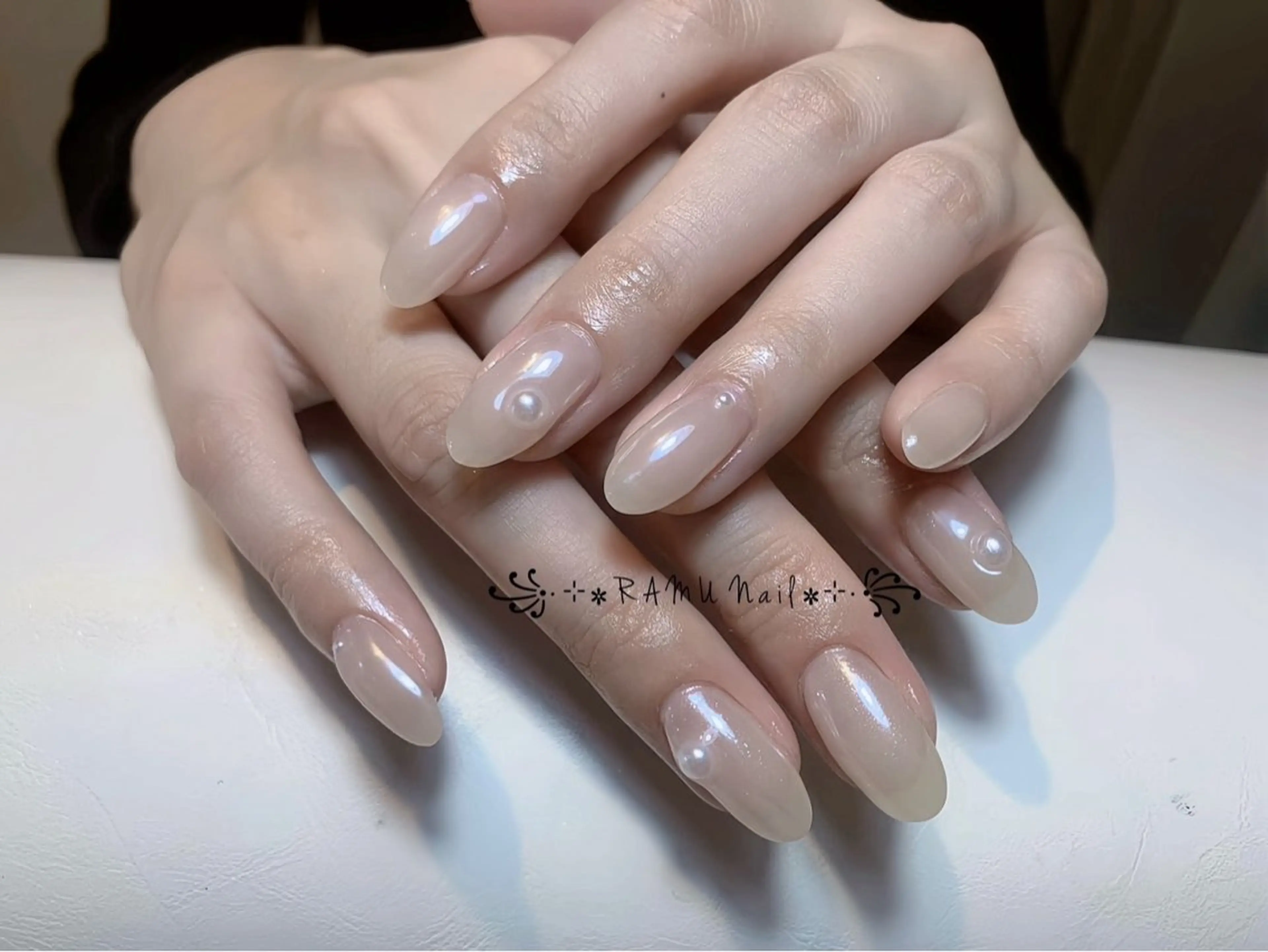 ネイル キラキラネイル マグネットネイル ミラーネイル ピンク ワンホンネイル ハンドネイル RAMU Nail 恵比寿店のネイルデザイン