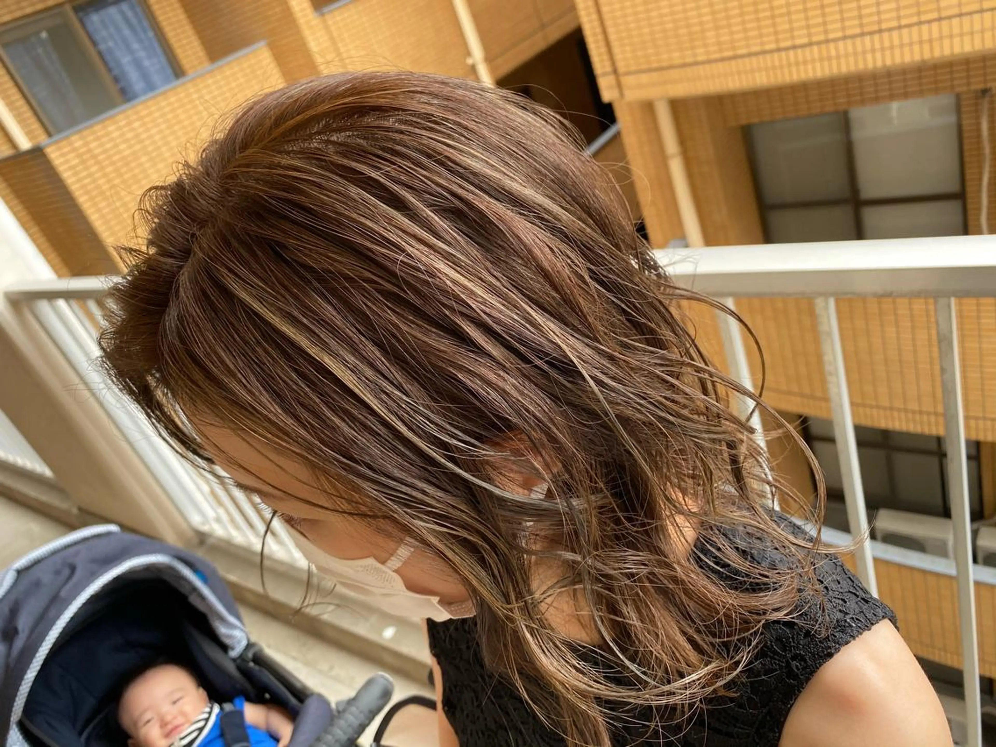 ミディアム カラー LILIS hair designのヘアスタイル