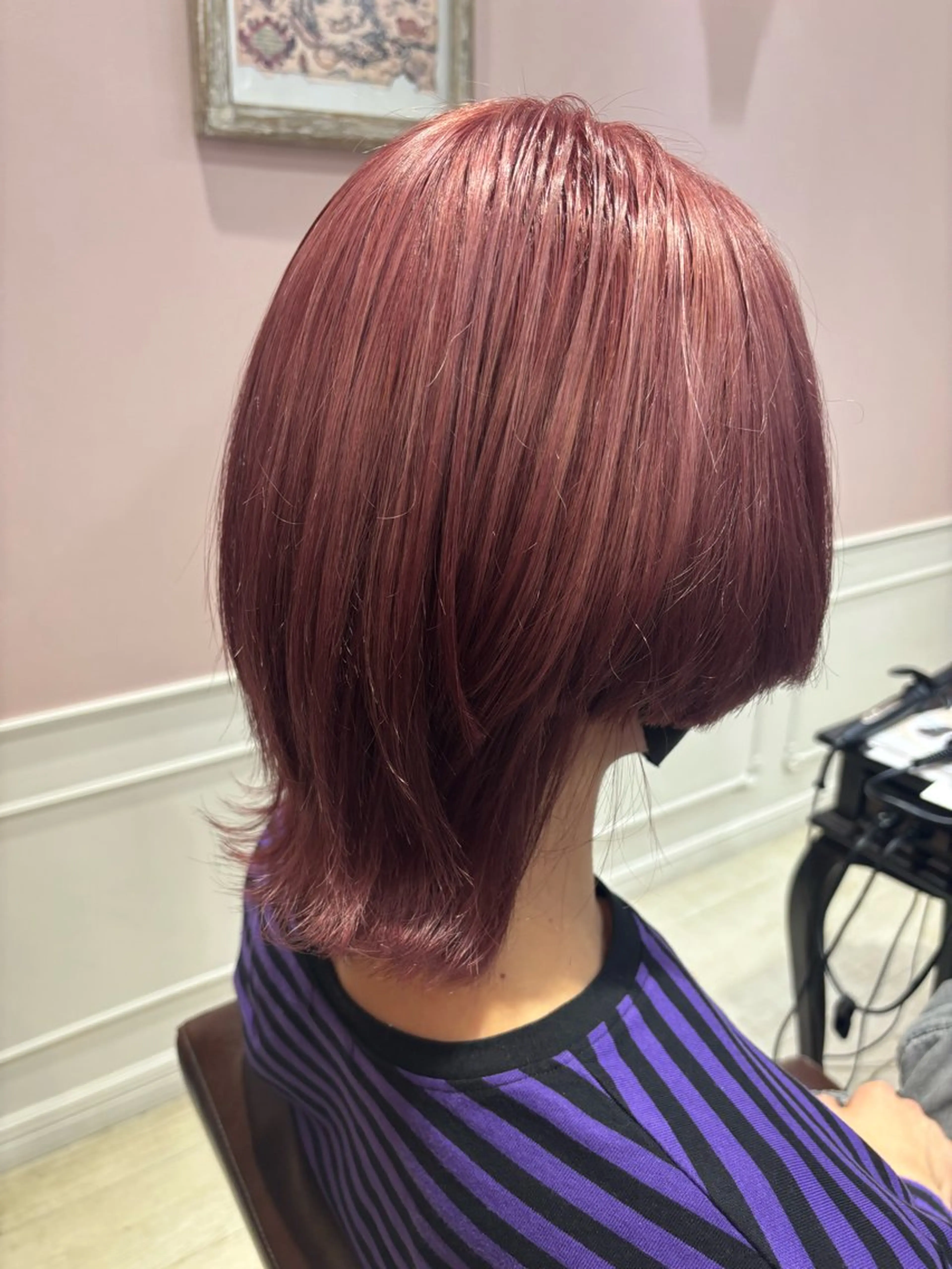 ミディアム カット ヘアカラー ツヤ感カラーレイヤー カット川野莉空のヘアスタイル