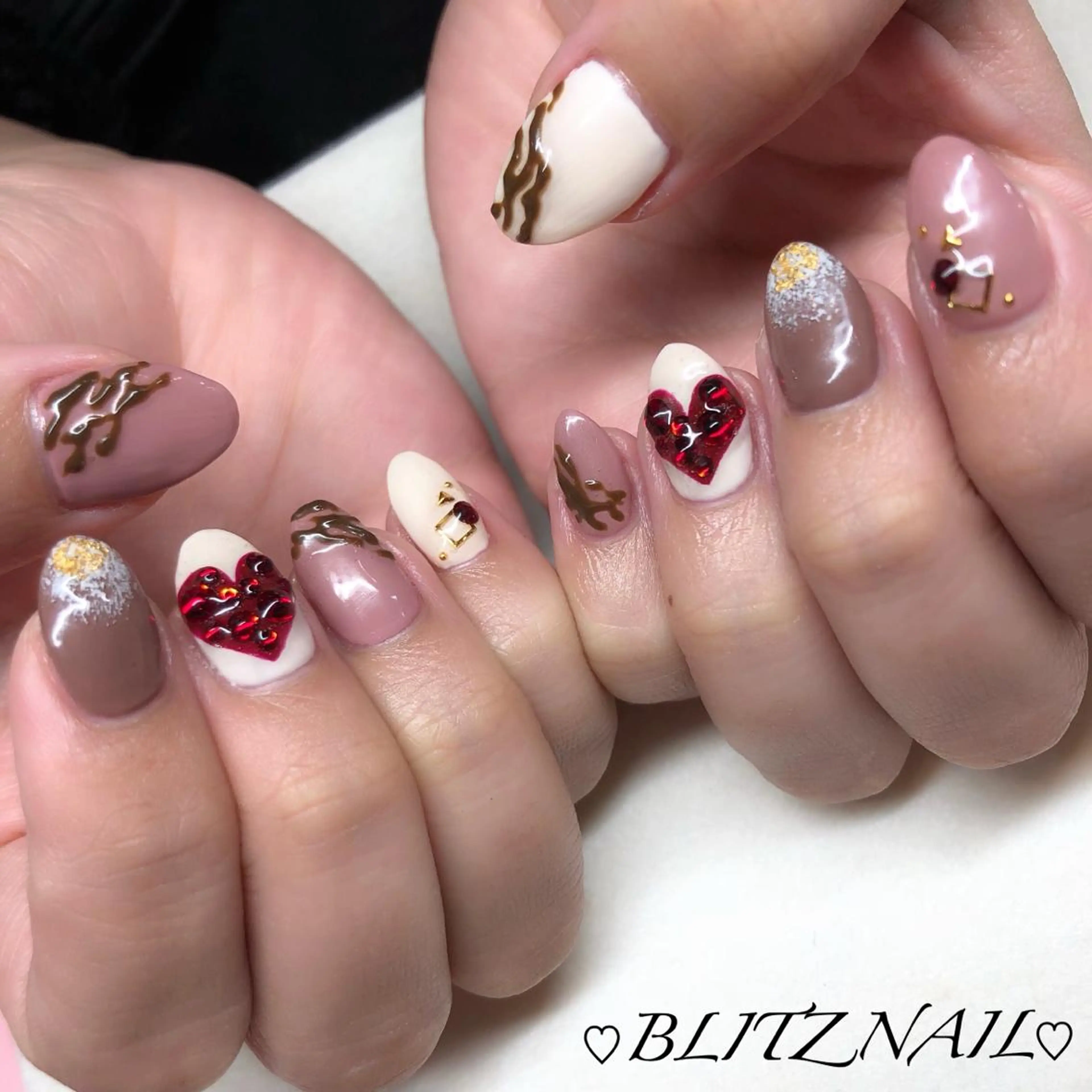 ネイル BLITZ Nail 岩田💅🏻✨のネイルデザイン