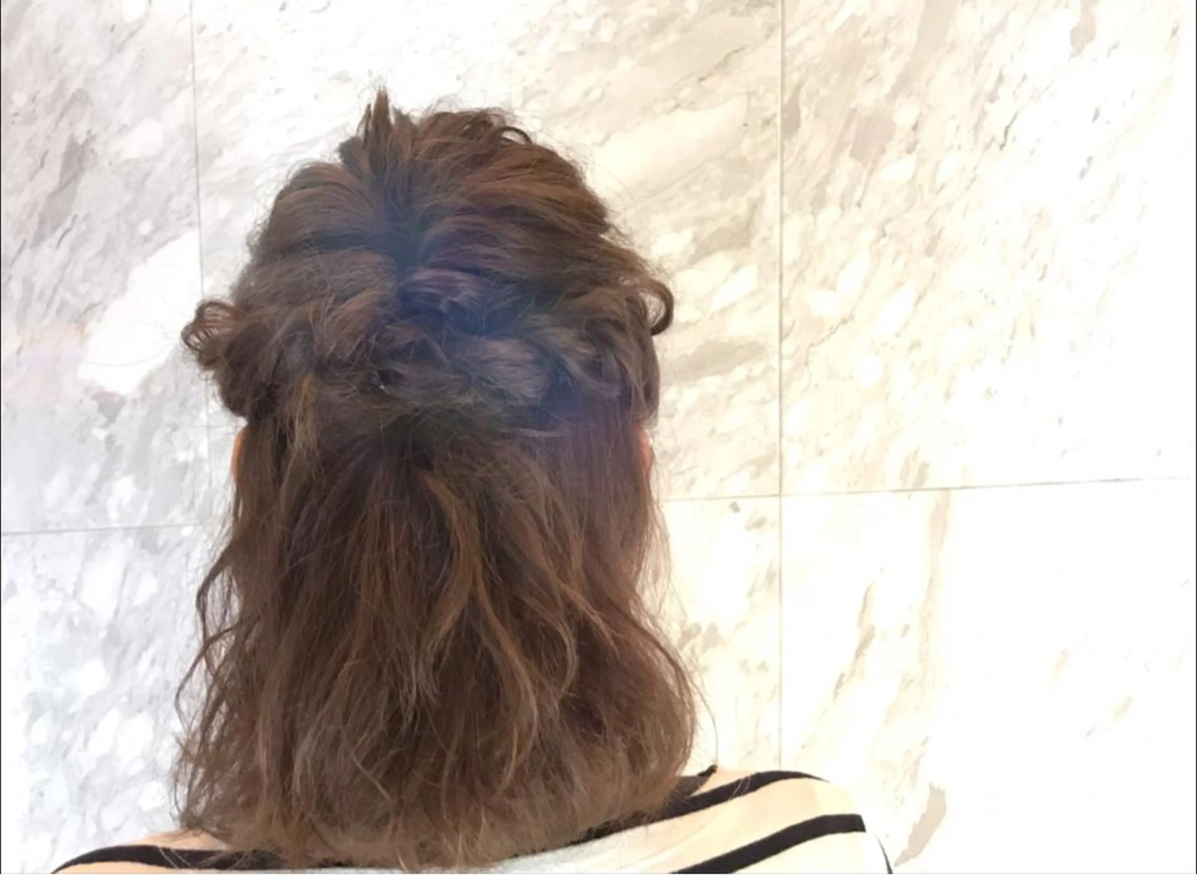 ミディアム カラー ヘアアレンジ 辻本 夏子のヘアスタイル