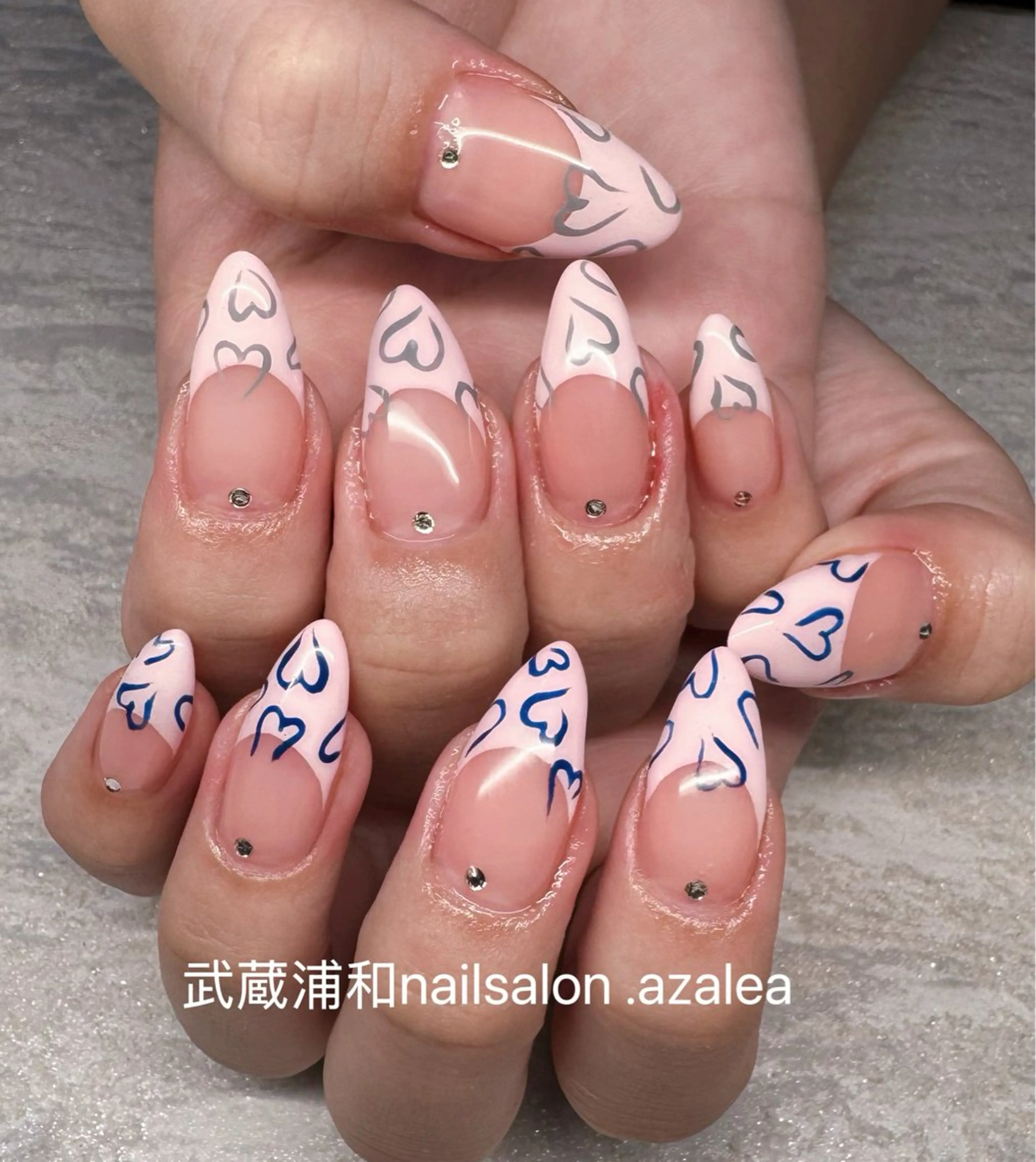 ネイル ハンドネイル R inのネイルデザイン