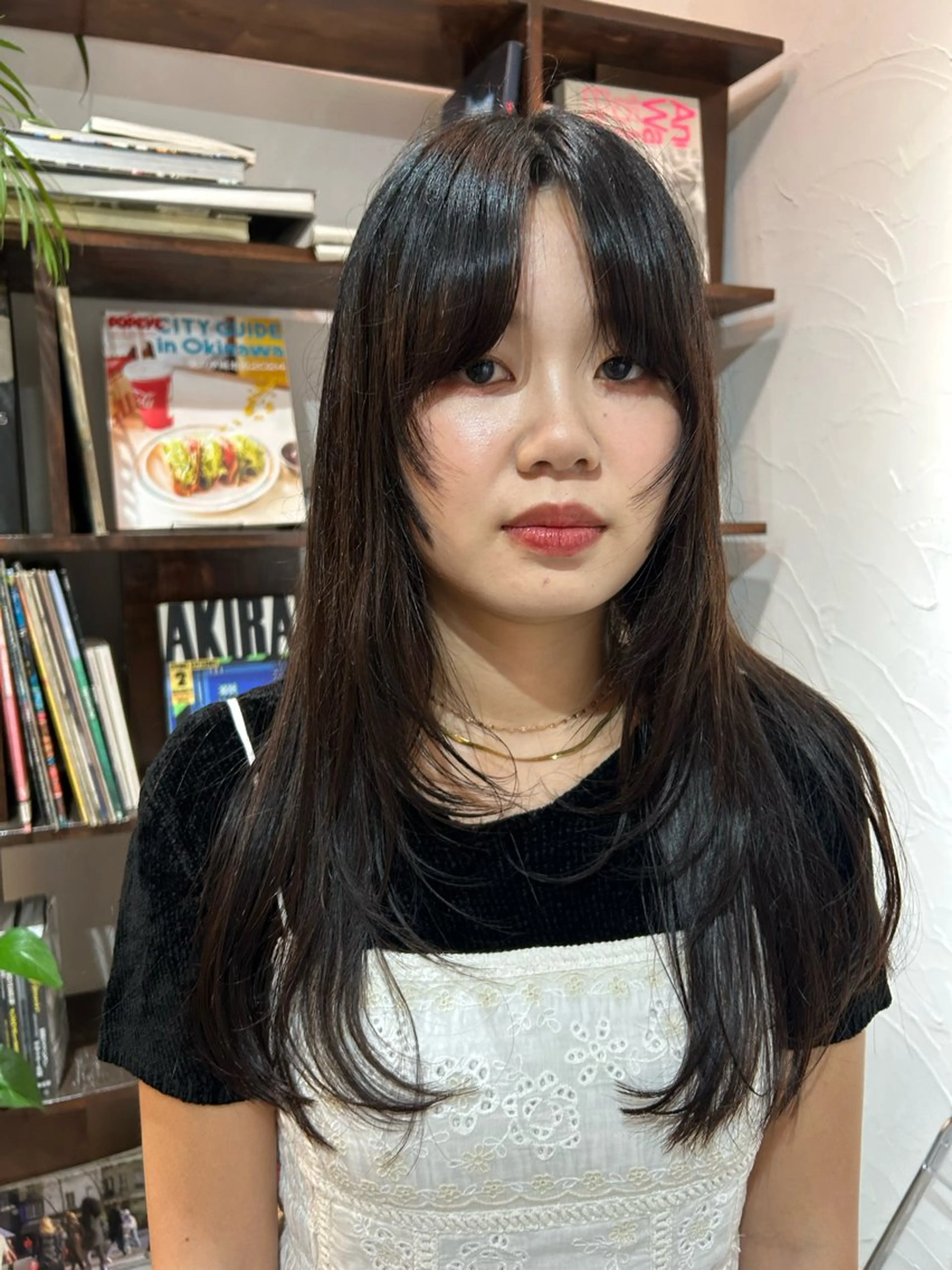 セミロング 顔まわりレイヤー レイヤーカット 小顔カット MOMOKA💫 YARD【学芸大学】のヘアスタイル