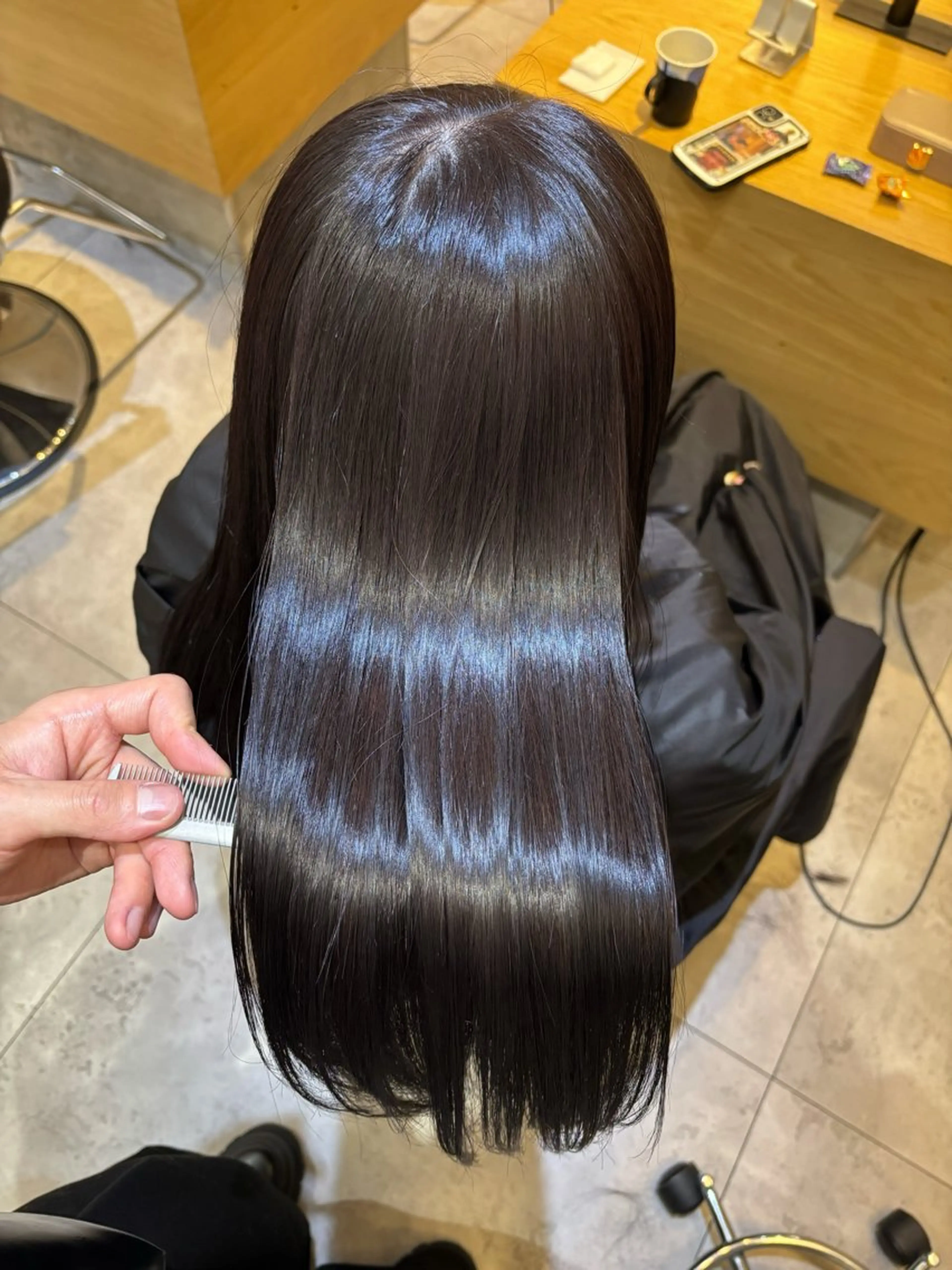 ロング パープルカラー 髪質改善 トリートメント ヘアカラー トリートメント 🍀祥吾🍀レイヤー 艶髪❣️髪質改善❤️のヘアスタイル