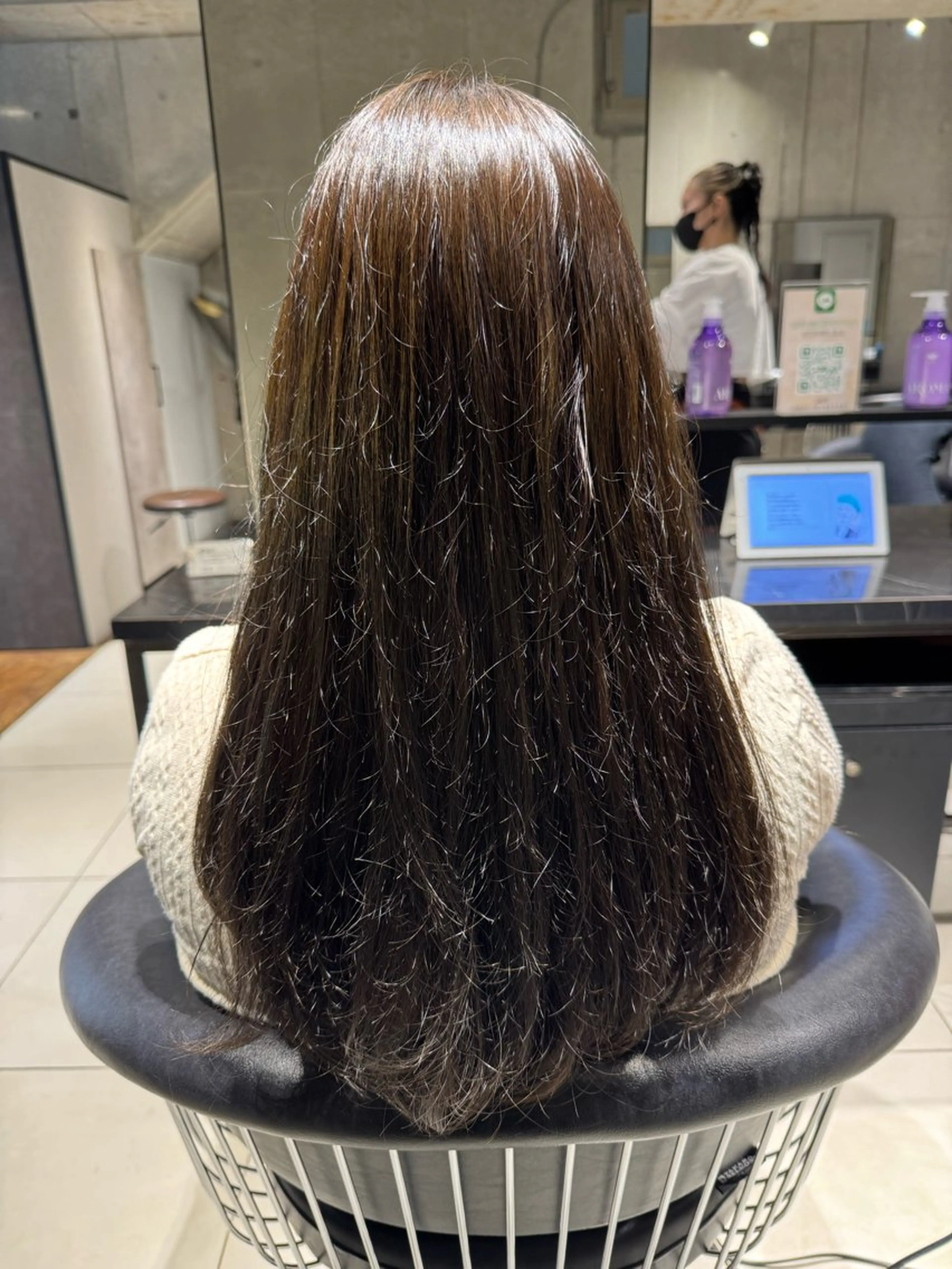 カラー オリーブカラー ヘアカラー トリートメント 艶カラー 梨菜💜のヘアスタイル