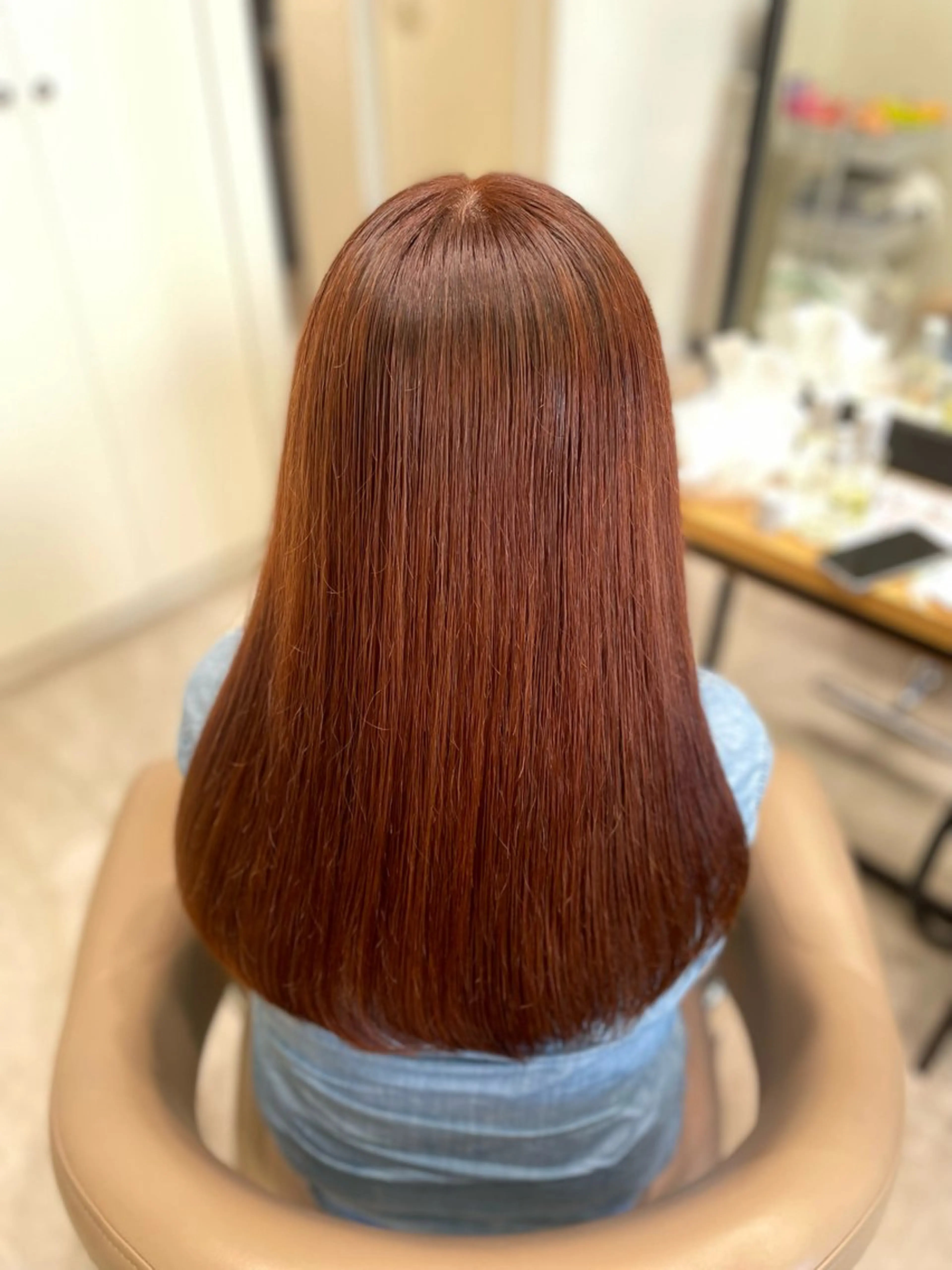 ロング カラー ブリーチ ブラウンカラー ブリーチなしカラー オレンジ オレンジブラウン ヘアカラー トリートメント ハイトーン/レイヤー 似合わせ・ユキノのヘアスタイル
