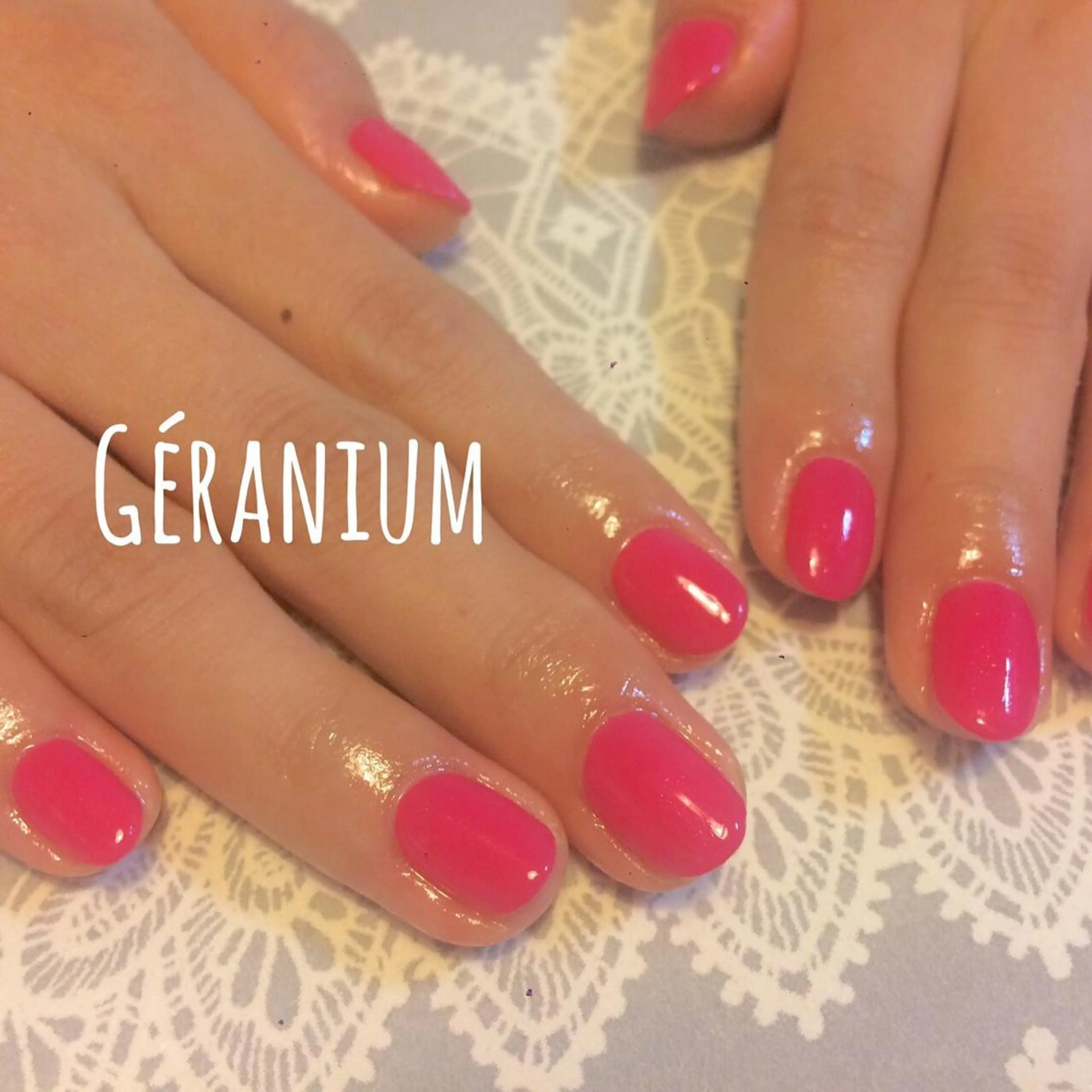 ネイル ワンカラーネイル ピンク GéRanium Harukaのネイルデザイン