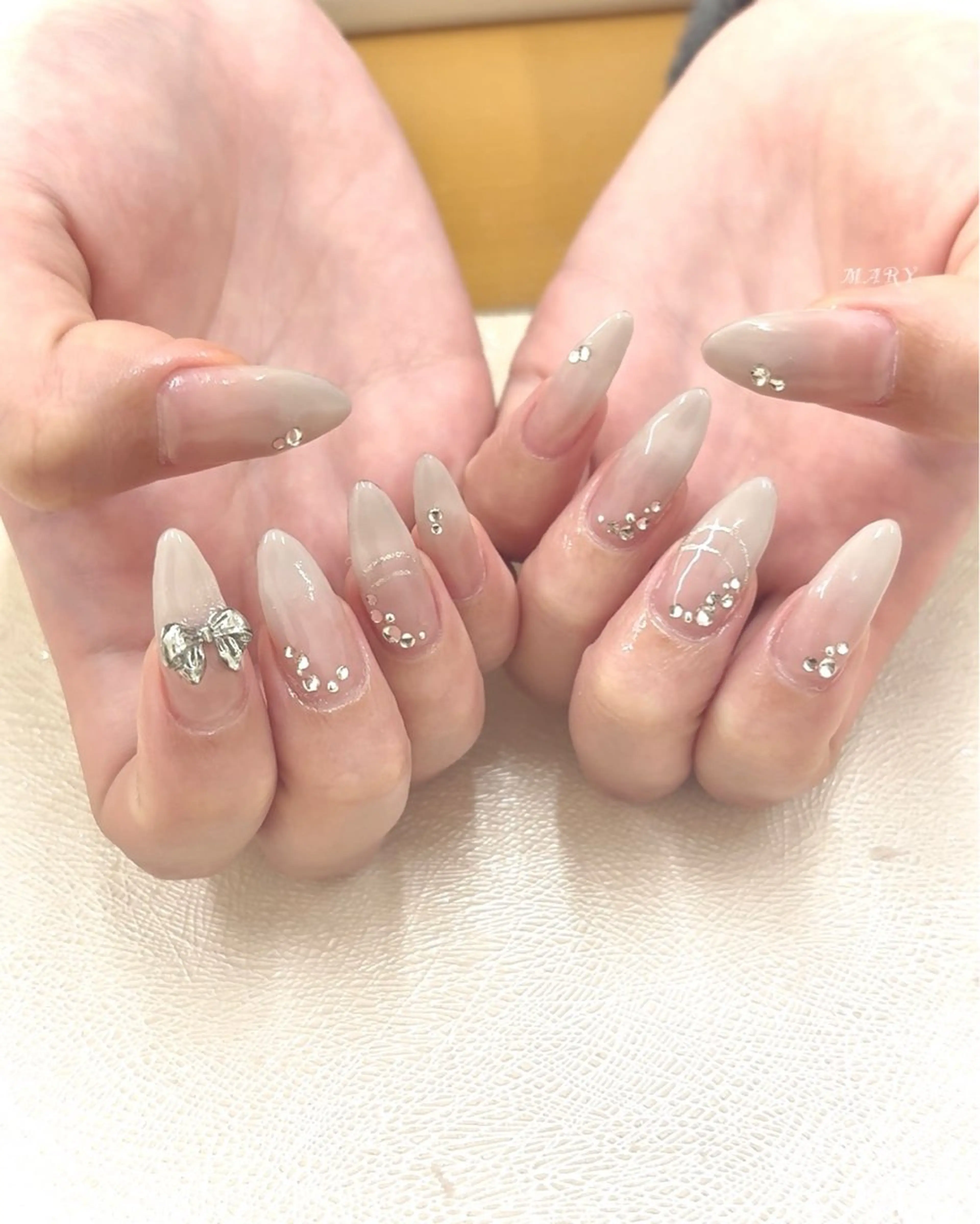 ネイル グラデーション ニュアンスネイル ハンドネイル Mary nail所属・Mary nail .narumiのネイルデザイン