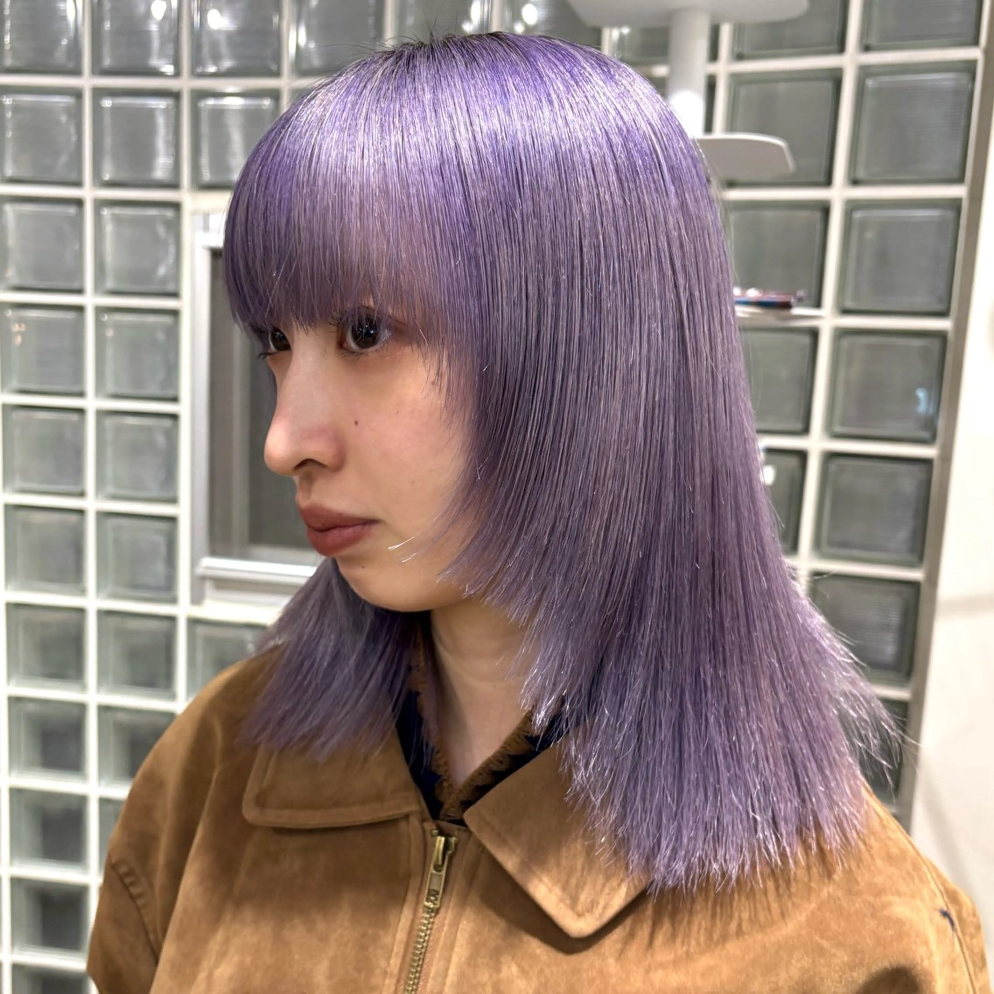 ミディアム カラー ヘアカラー ハイトーン/ベージュ 𝙨𝙖𝙠𝙞のヘアスタイル