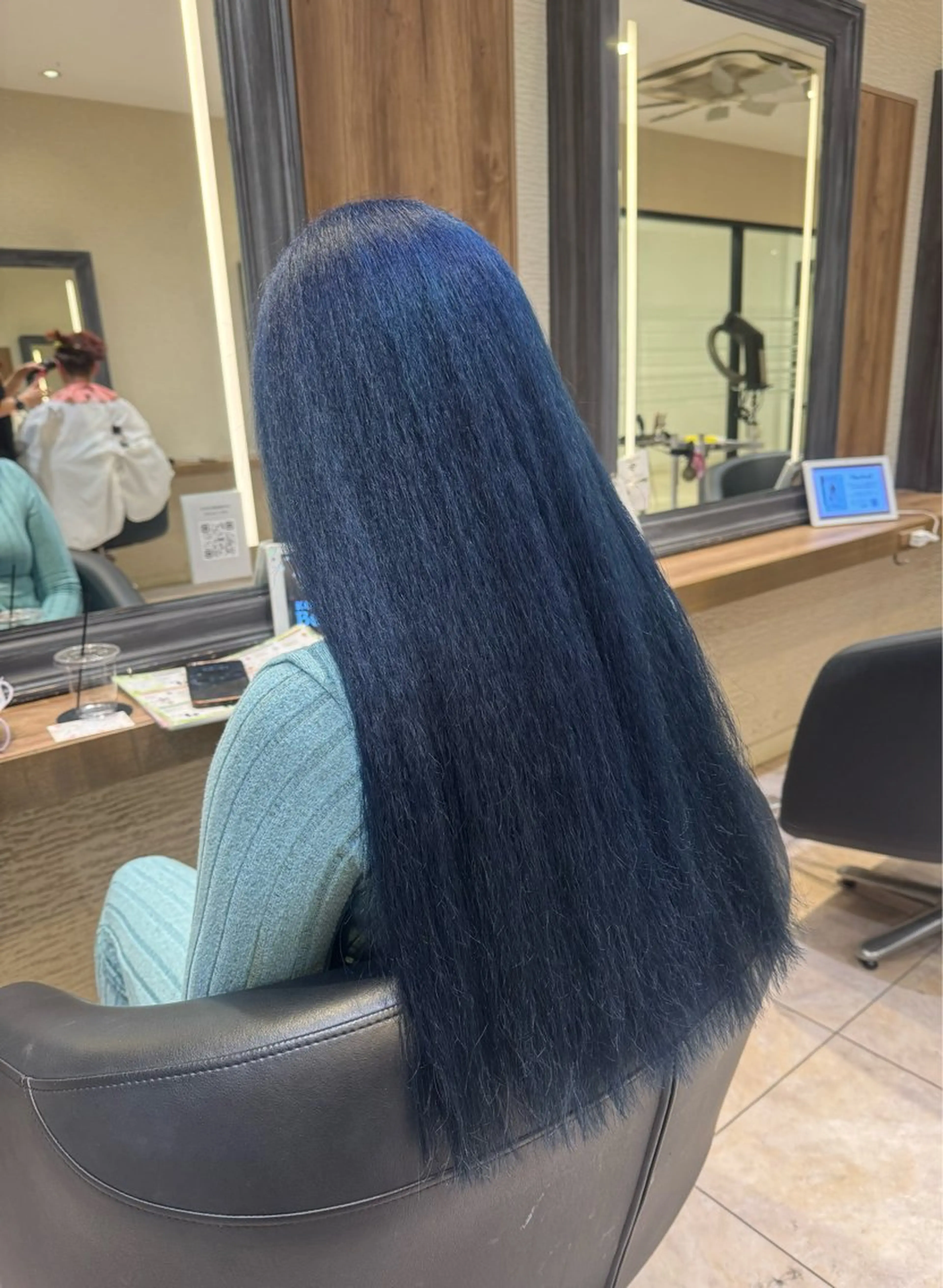 ロング カラー ヘアカラー トリートメント さら艶レイヤーカット 🩶Suzuneのヘアスタイル