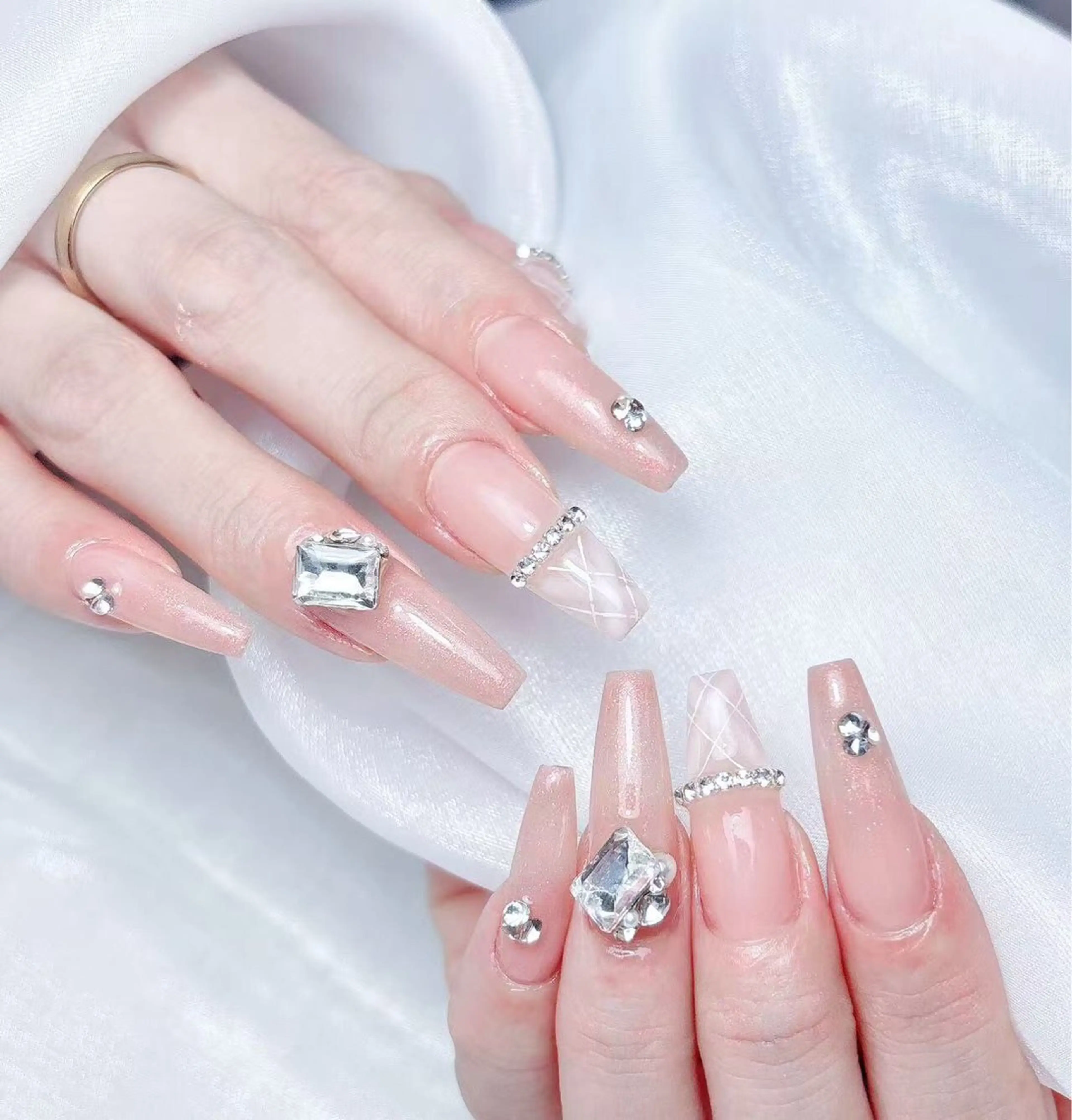 ネイル 🎀Ｍ nails✨ ビューティーのネイルデザイン