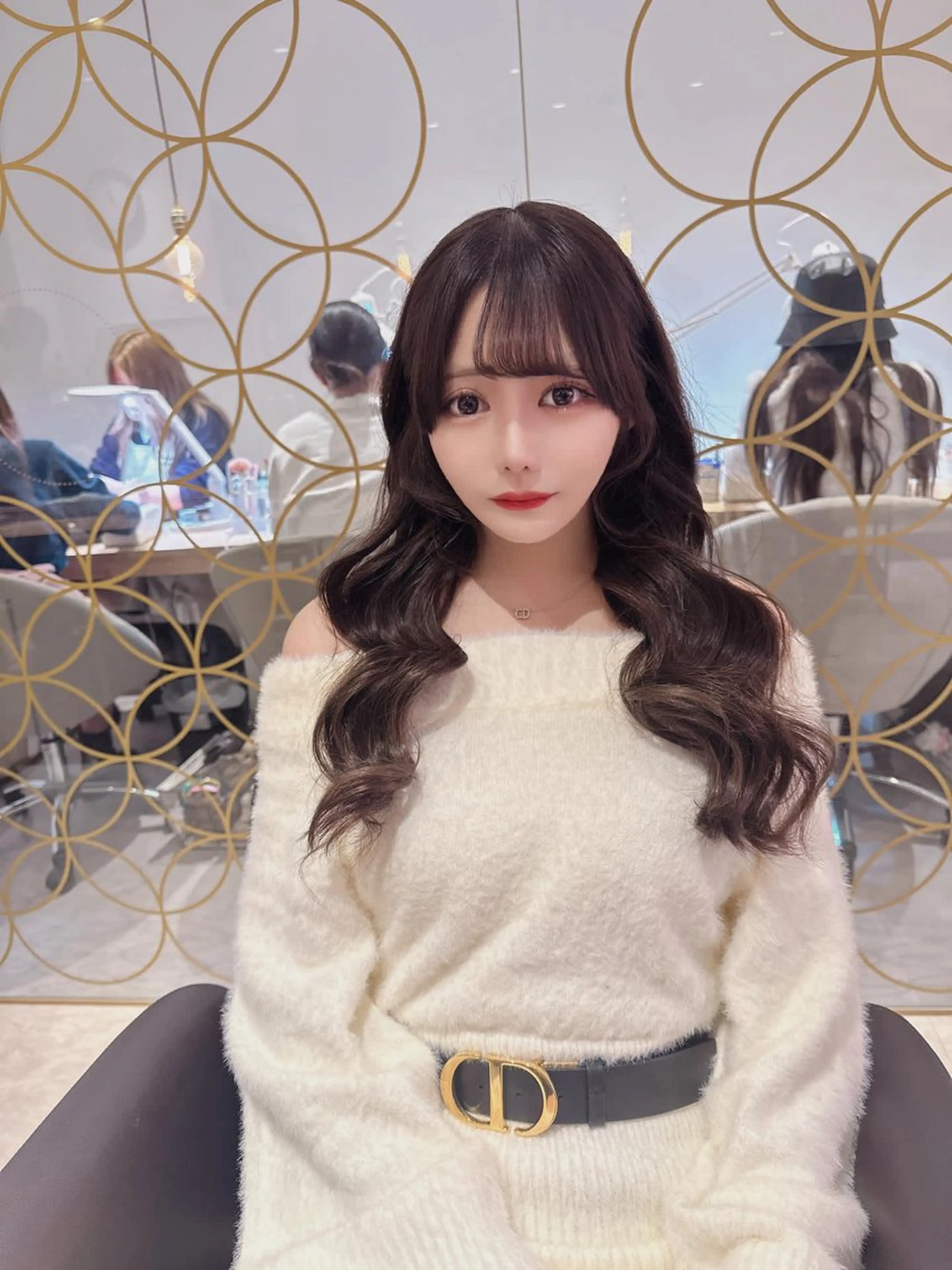 セミロング エクステ ヨシンモリ クリスマス カット エクステ 韓国ヘア×ハイトーン AYA💫のヘアスタイル