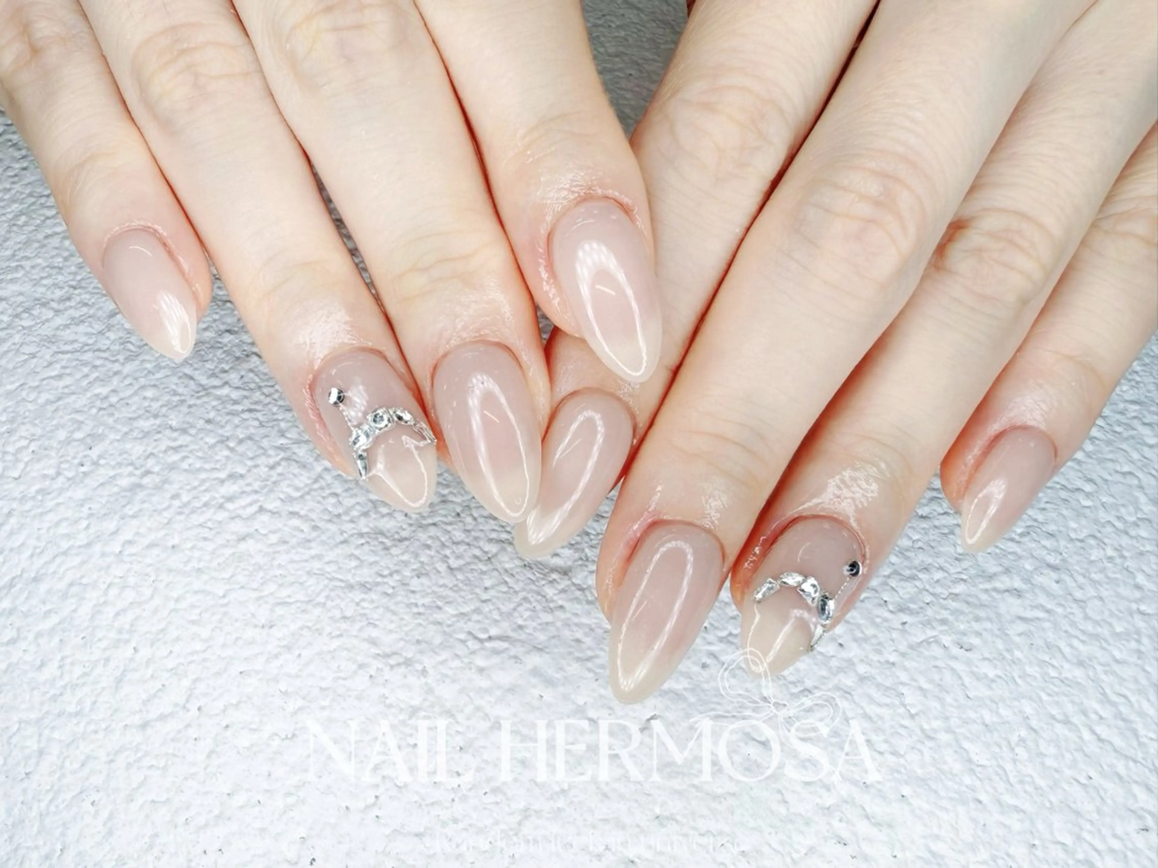 ネイル アートネイル ジェルネイル マグネットネイル 持ち込み ニュアンスネイル ハンドネイル ネイル エルモサのネイルデザイン