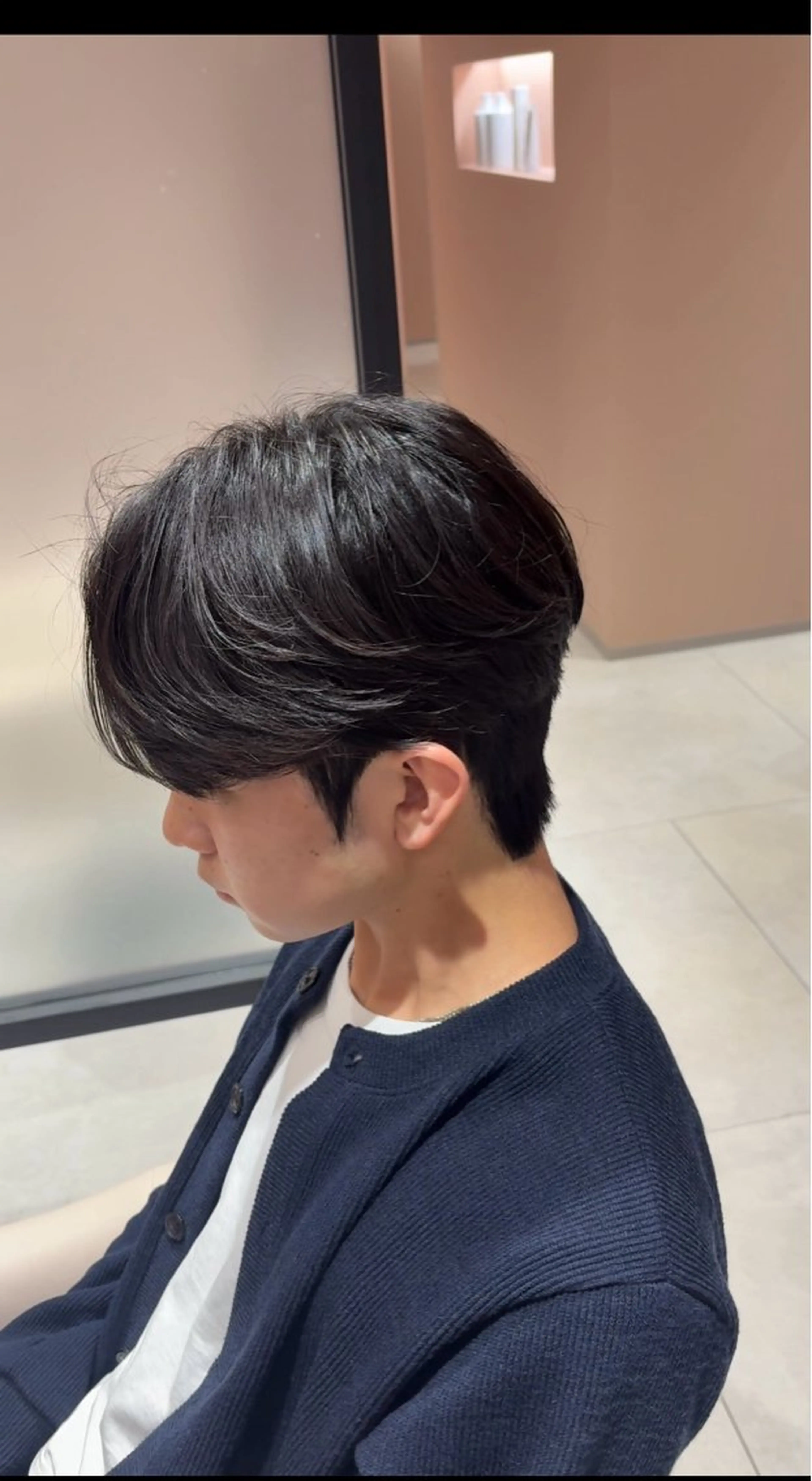 メンズ ダウンパーマ メンズ韓国風 メンズパーマ 板垣 洸輝のヘアスタイル