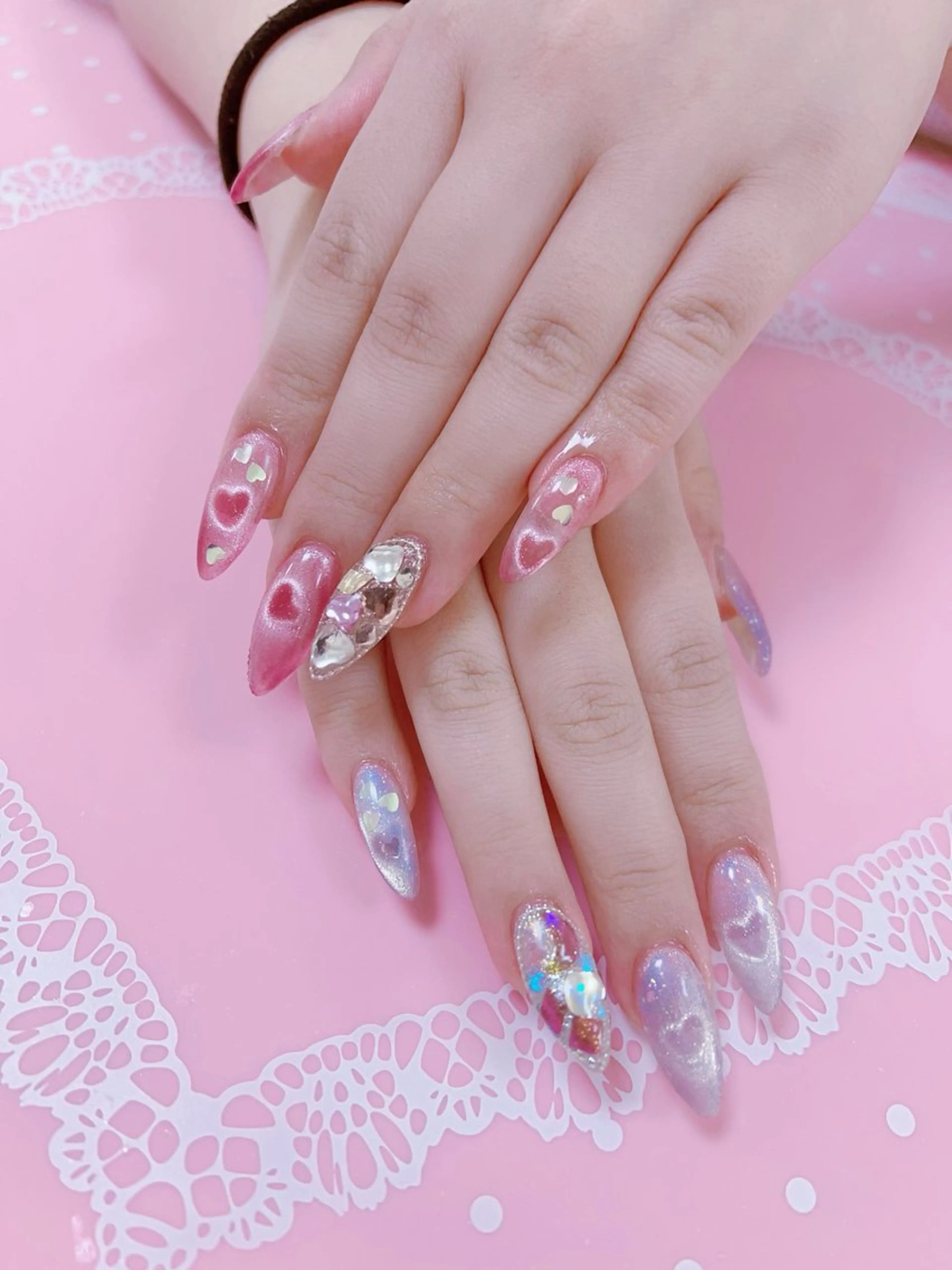 ネイル はぴねす所属・横浜 美夢のネイルデザイン