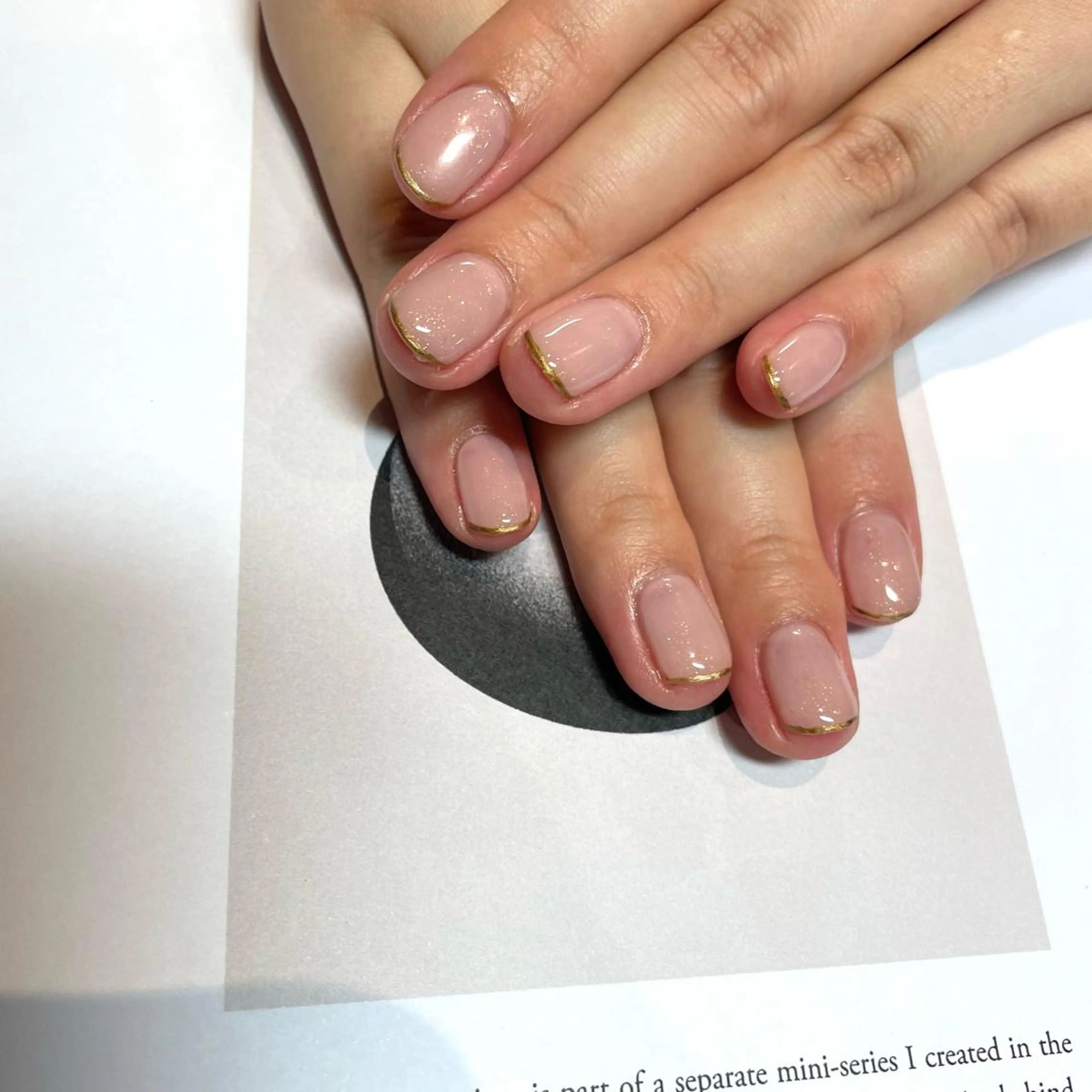 ネイル anyora nail salon所属・大人ワンホン キラキラ/Ayanoのネイルデザイン