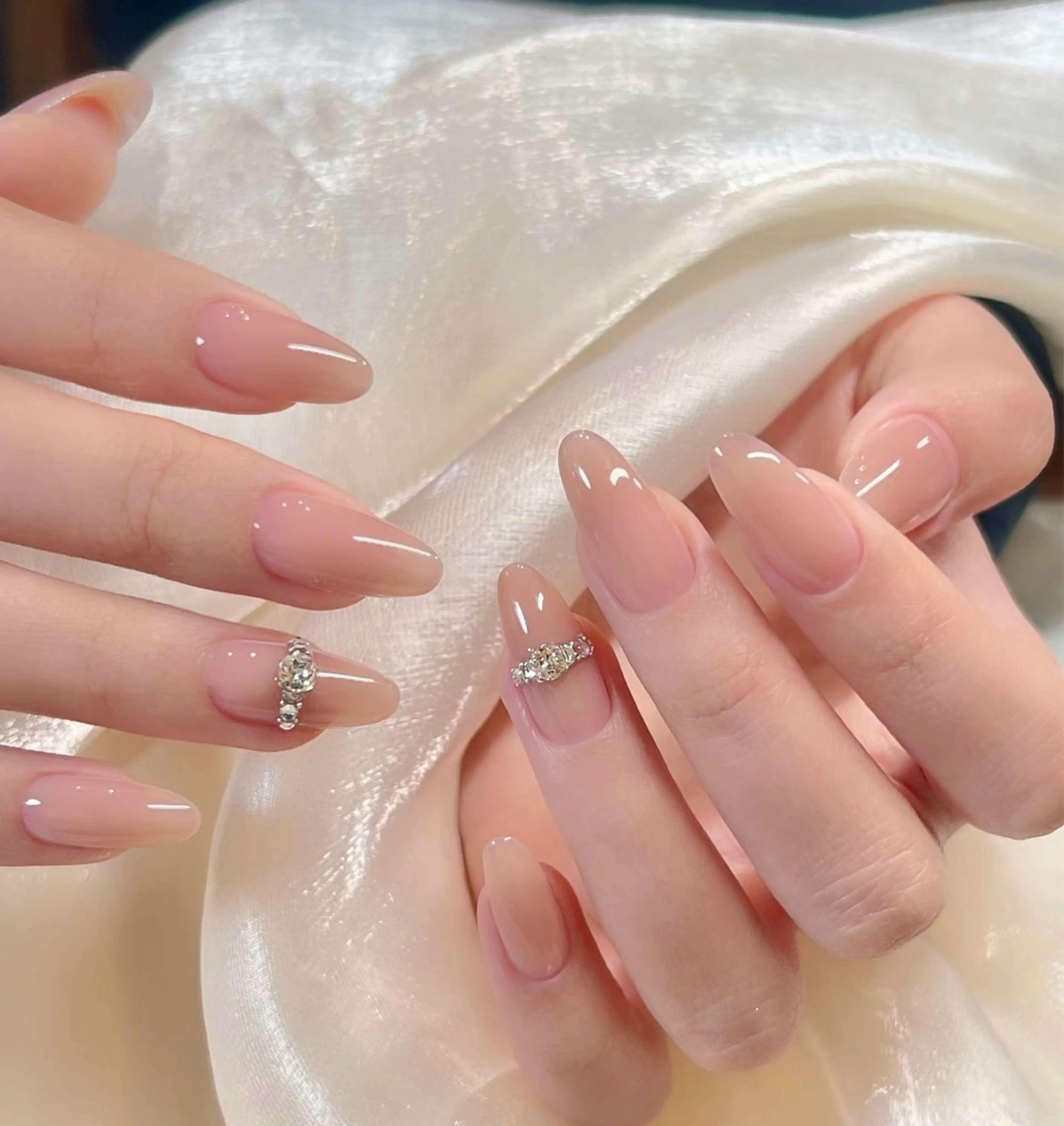 ネイル アートネイル べっ甲ネイル チークネイル 成人式 長さ出し For you. Nail Salonのネイルデザイン