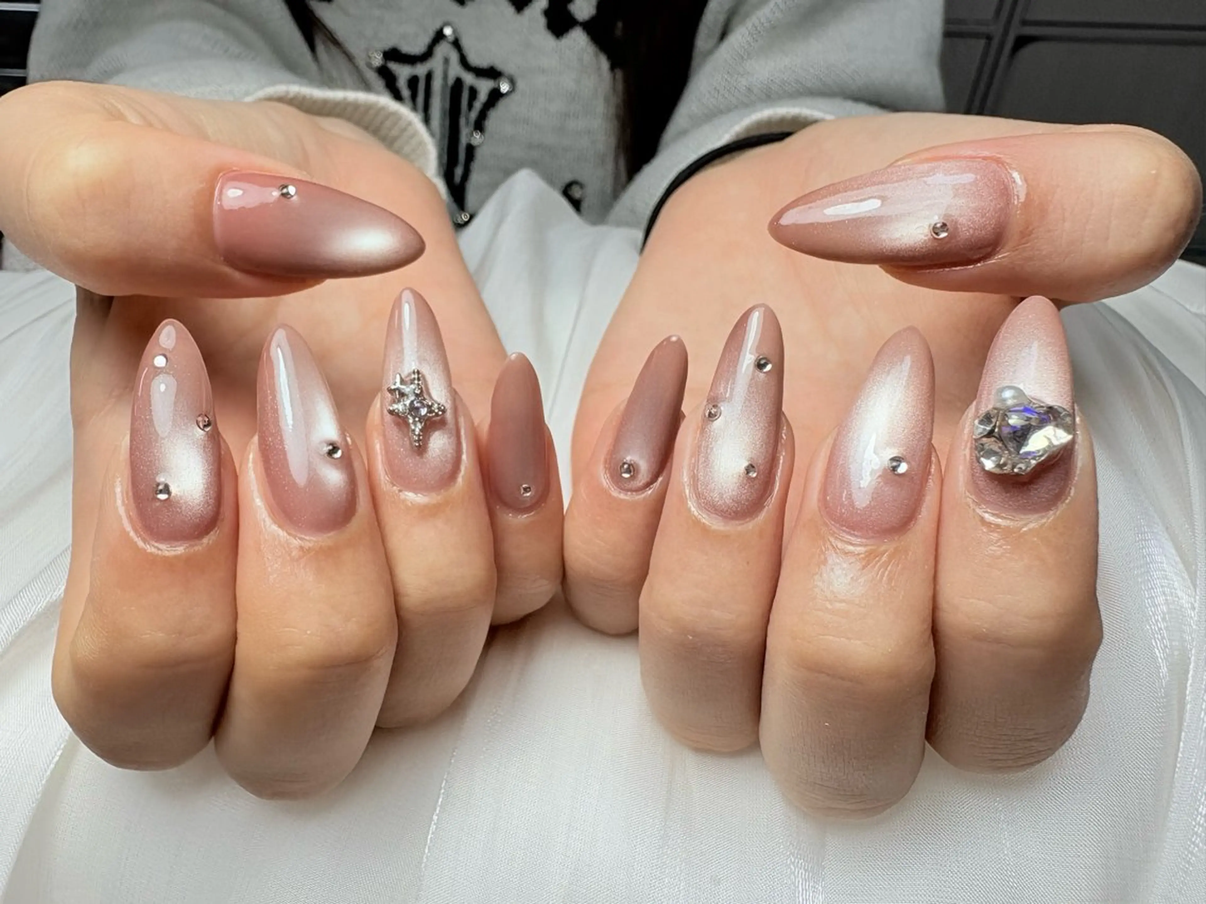 ネイル yiyi ネイルサロンのネイルデザイン