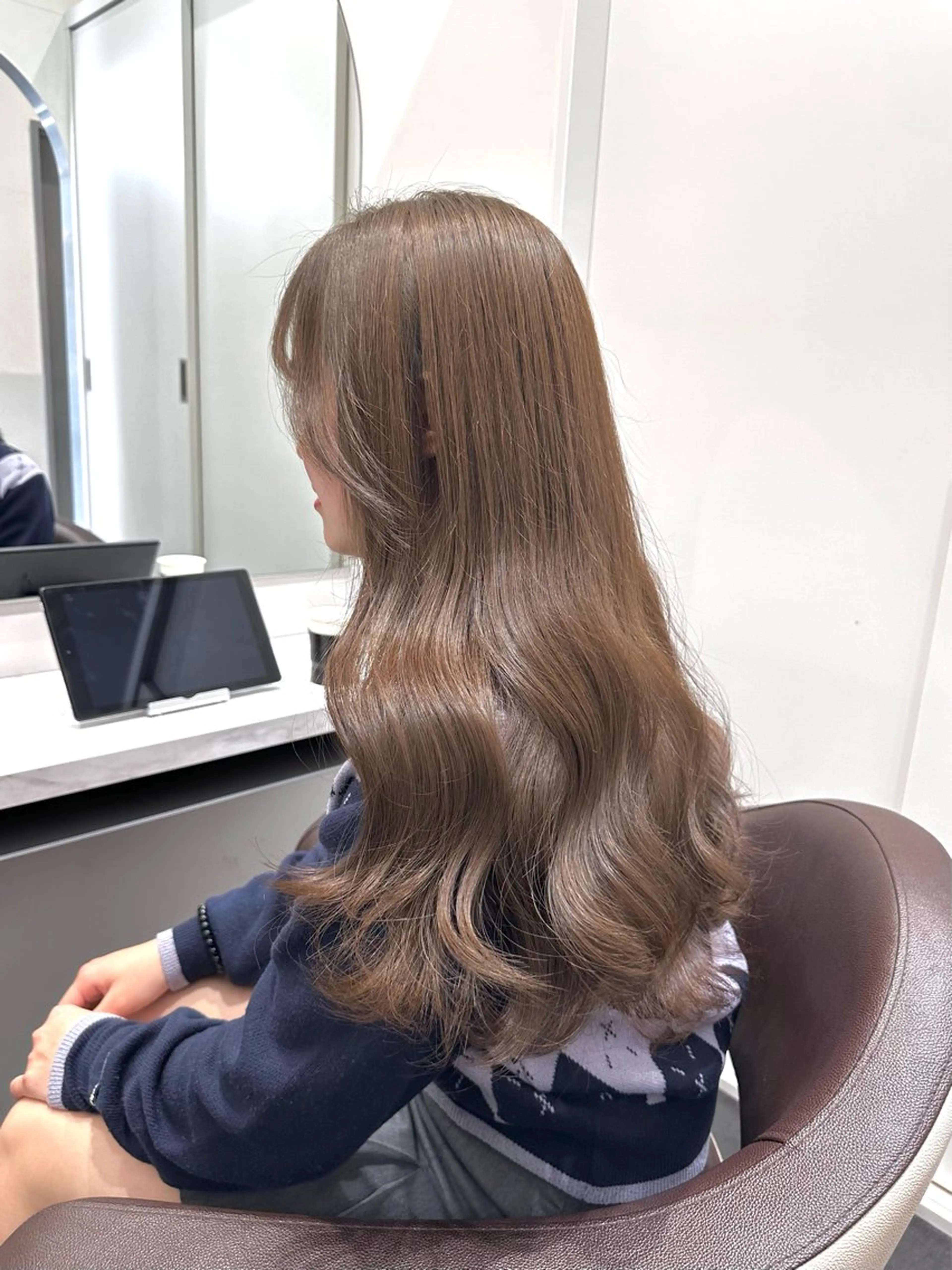 ロング カラー ベージュカラー ブリーチ ケアカラー ブリーチなしカラー ヘアカラー トリートメント 矢野 晃平のヘアスタイル