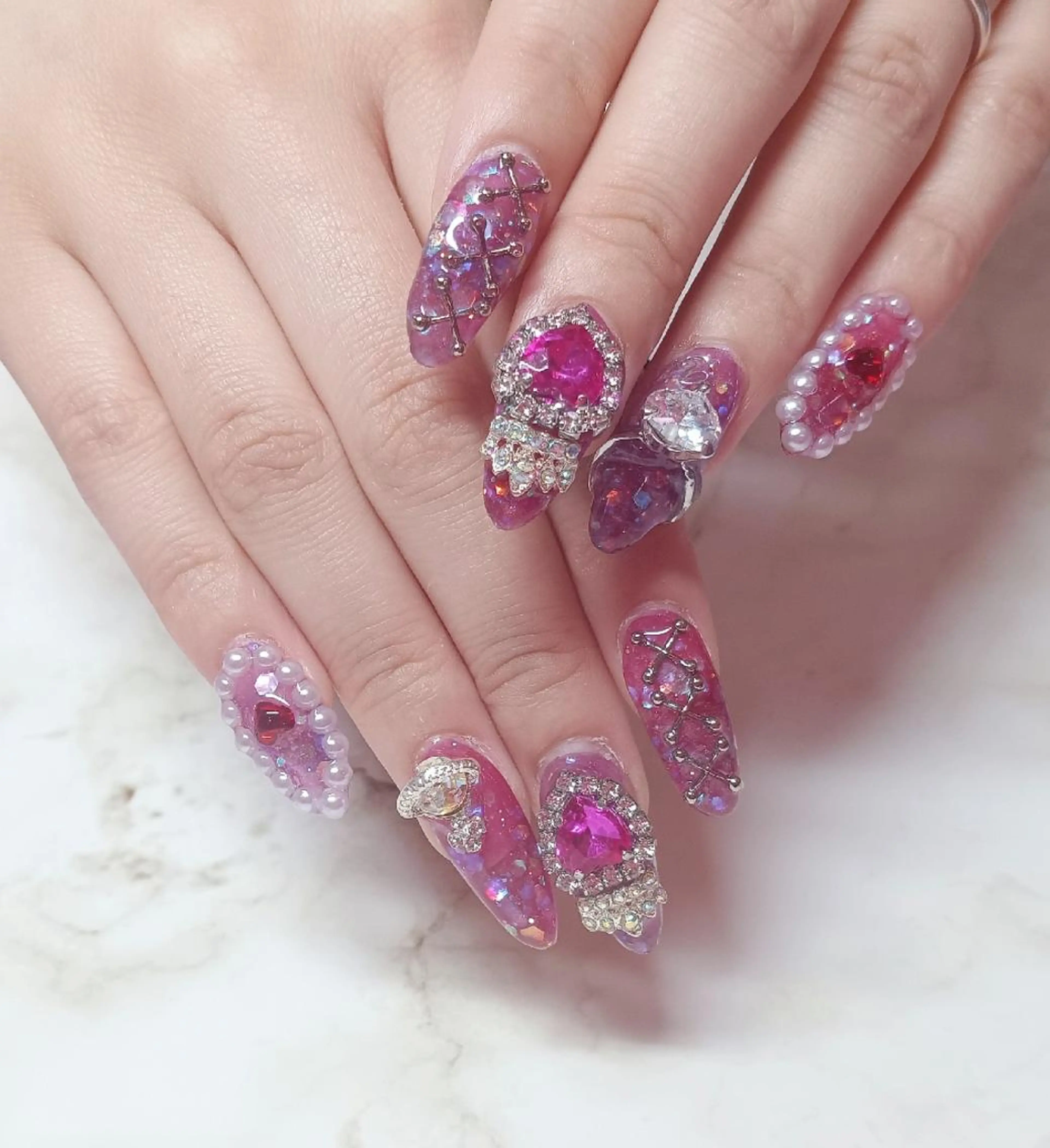 ネイル ハート キラキラネイル 持ち込み ピンク ハンドネイル Nail Salon macherieのネイルデザイン