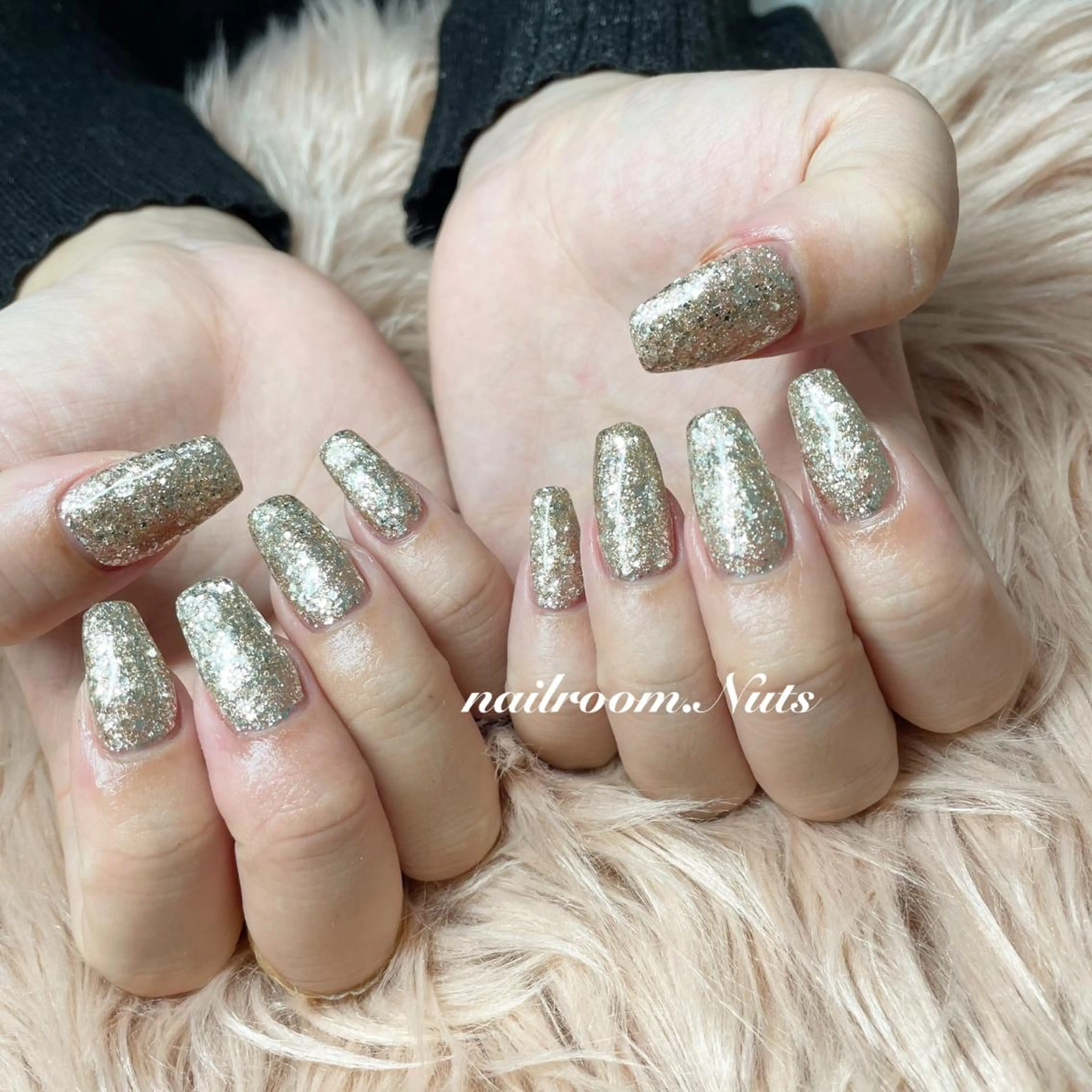 ネイル ハンドネイル nailsalon Nutsのネイルデザイン