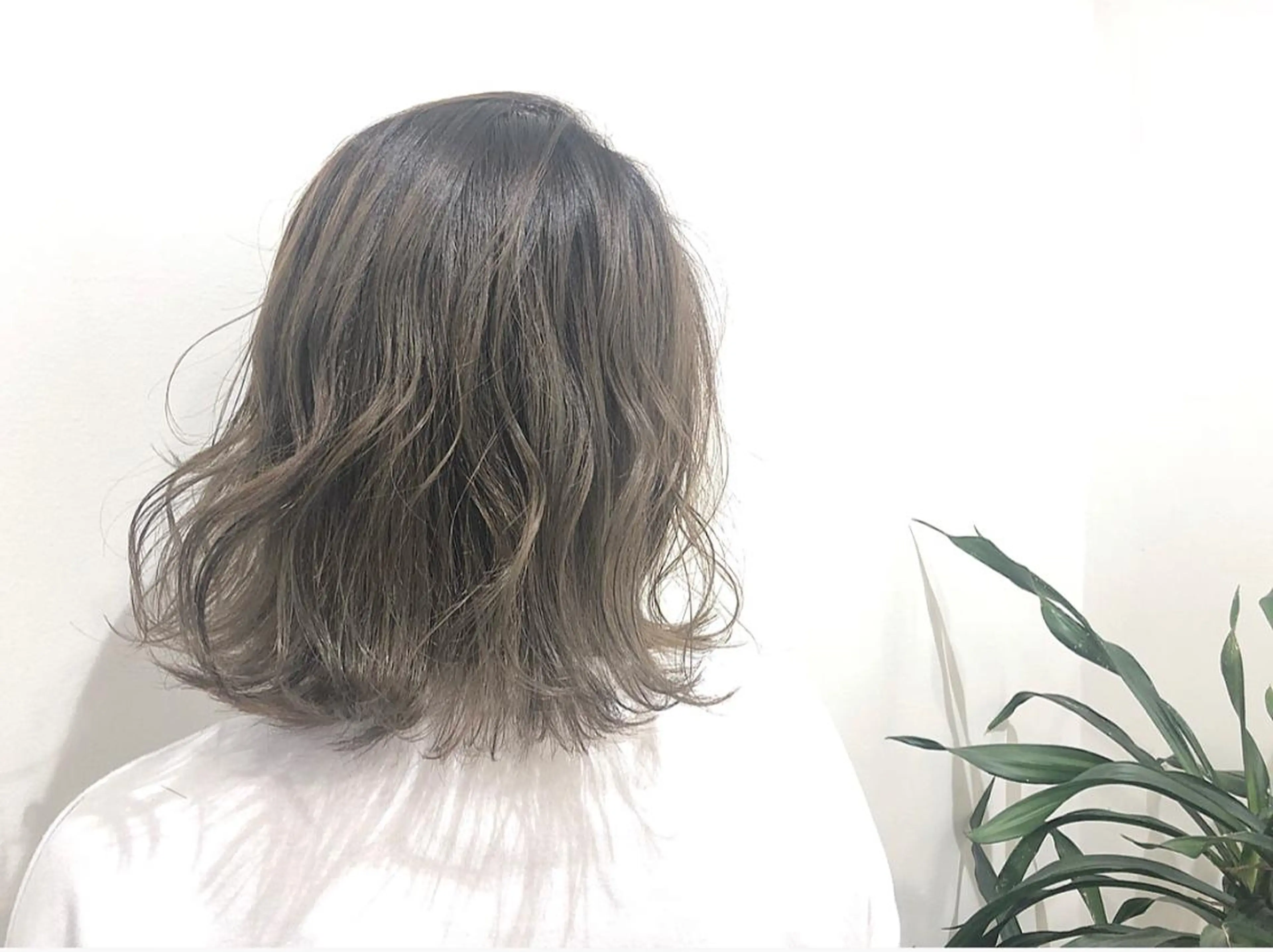 ショート カラー sail hairのヘアスタイル