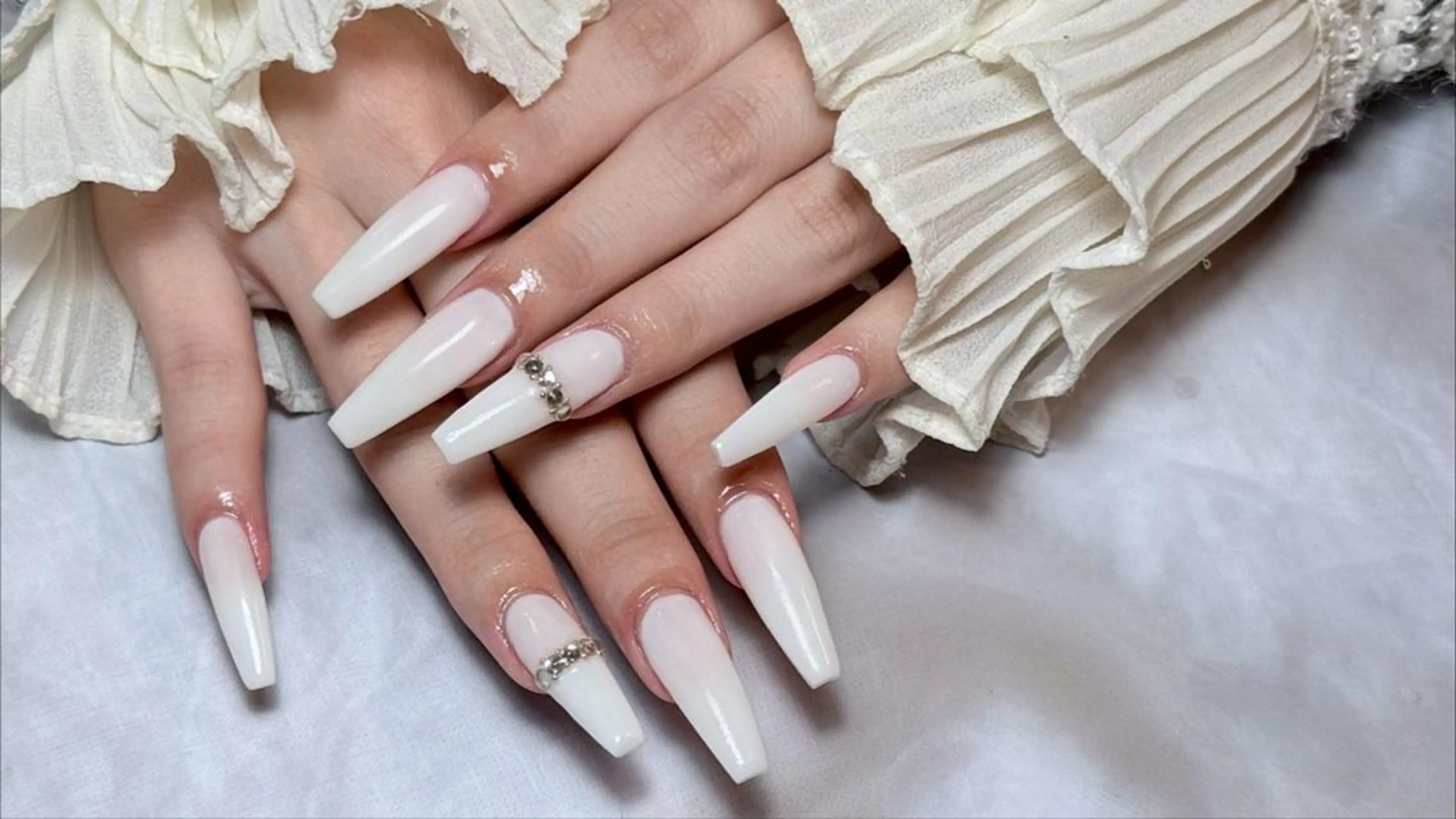 ネイル ハンドネイル 🩷Yun nail Salon 本店🩷のネイルデザイン