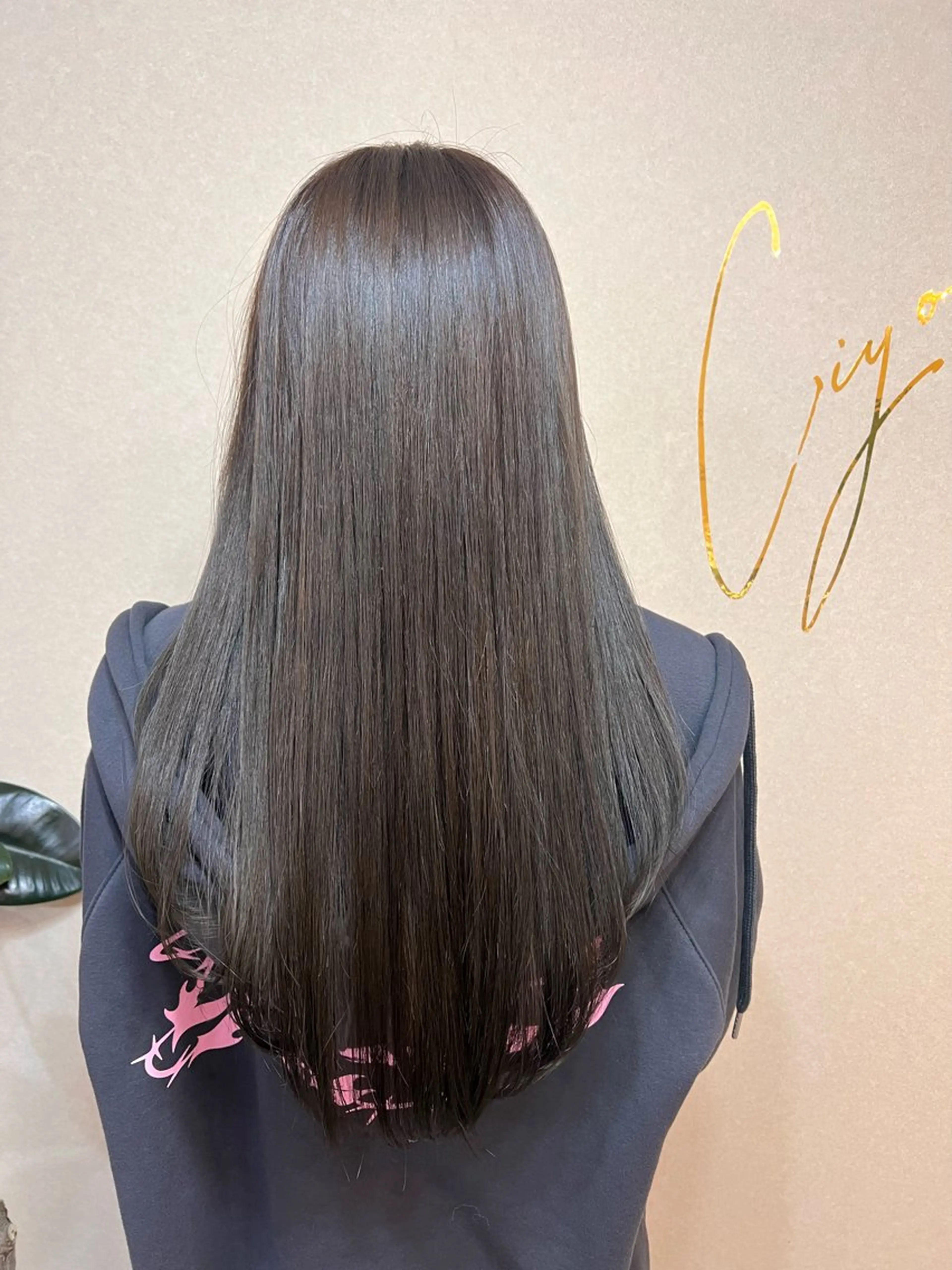 ロング カラー トリートメント ciyon.  ヘア デザイナー  ayaのヘアスタイル
