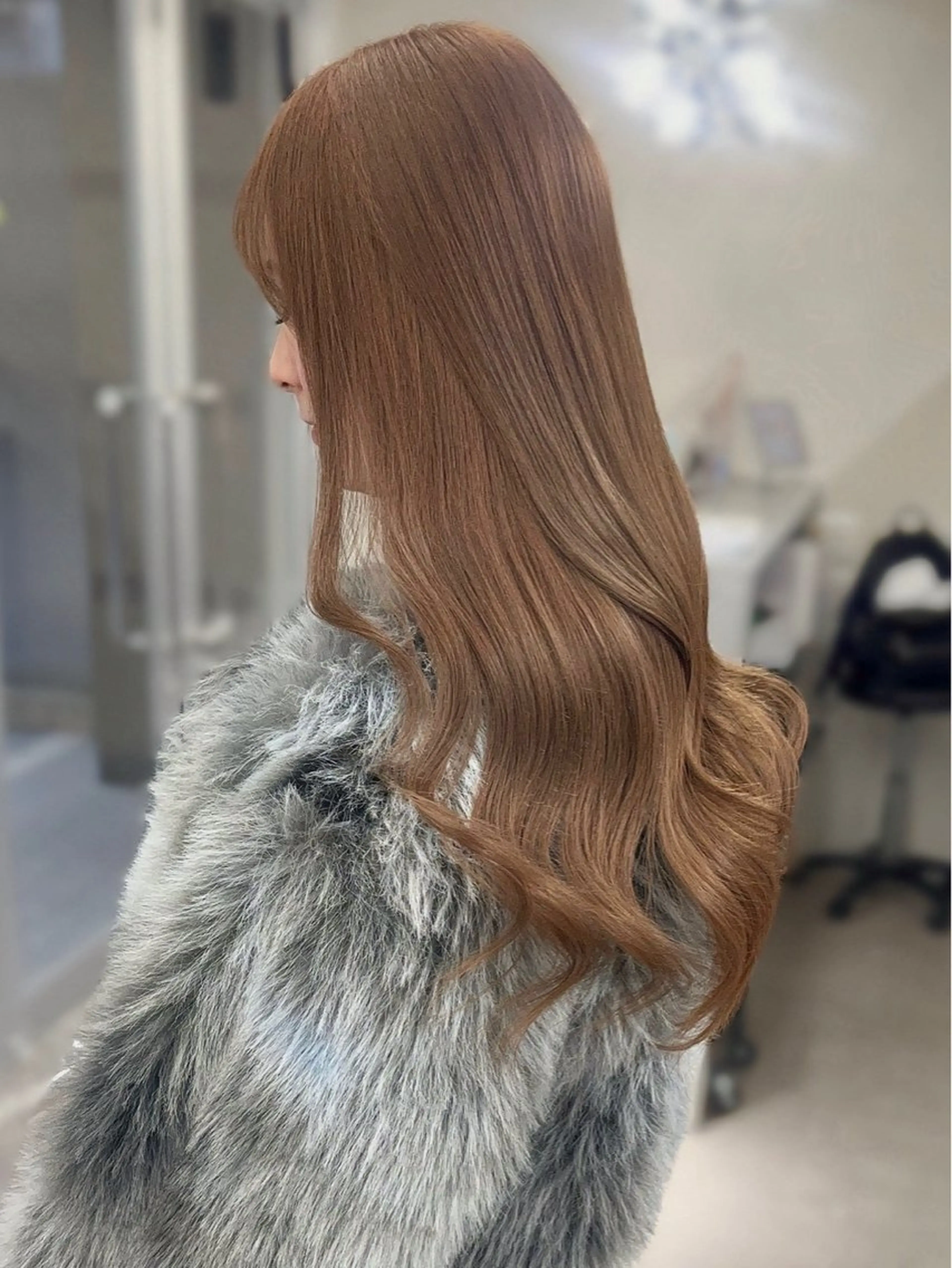 ロング カラー 東頭 さくらのヘアスタイル