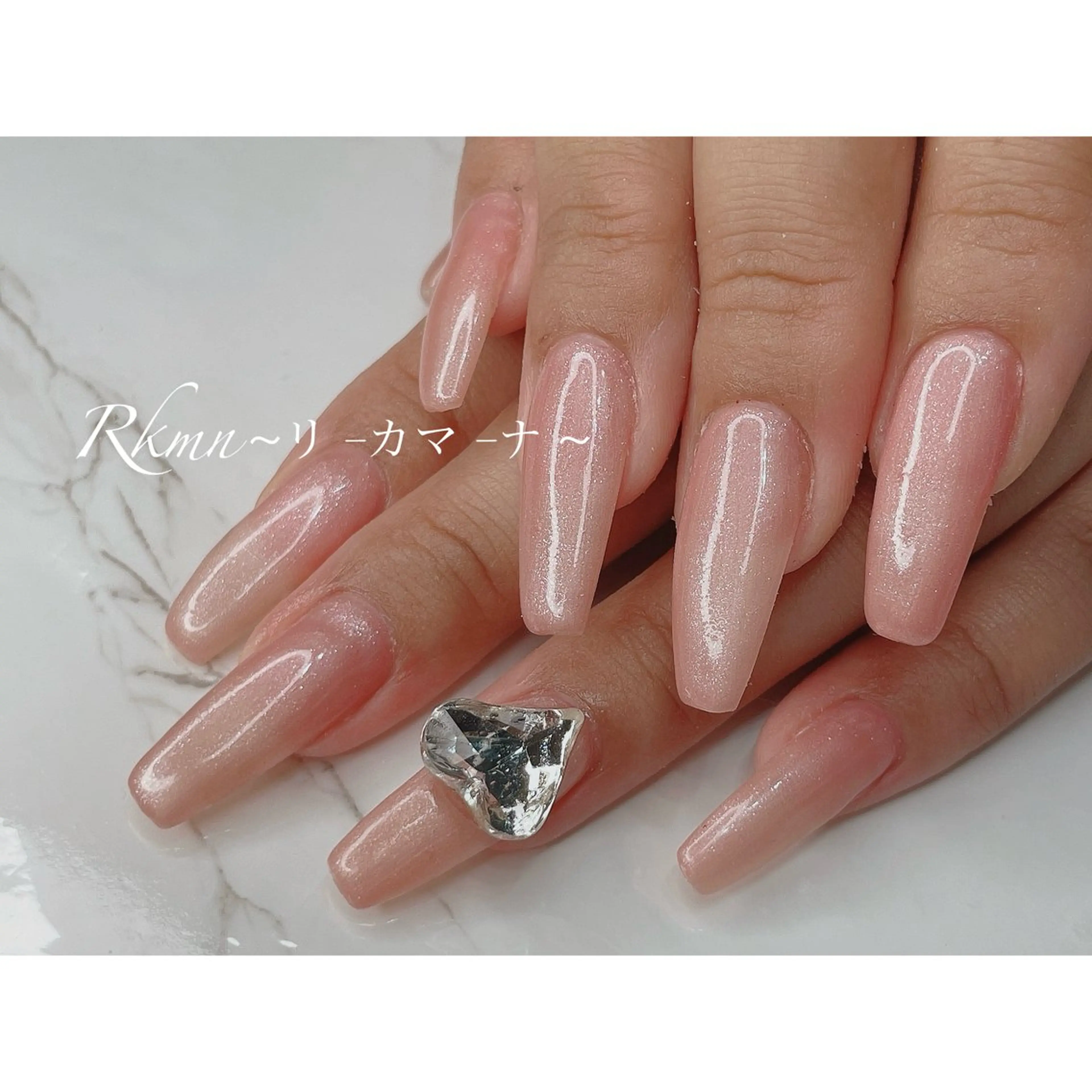 ネイル アートネイル ハート ラメ(グリッター) 持ち込み ピンク ハンドネイル フットネイル ハンドケア Rkmn ~リ-カマ-ナ~のネイルデザイン