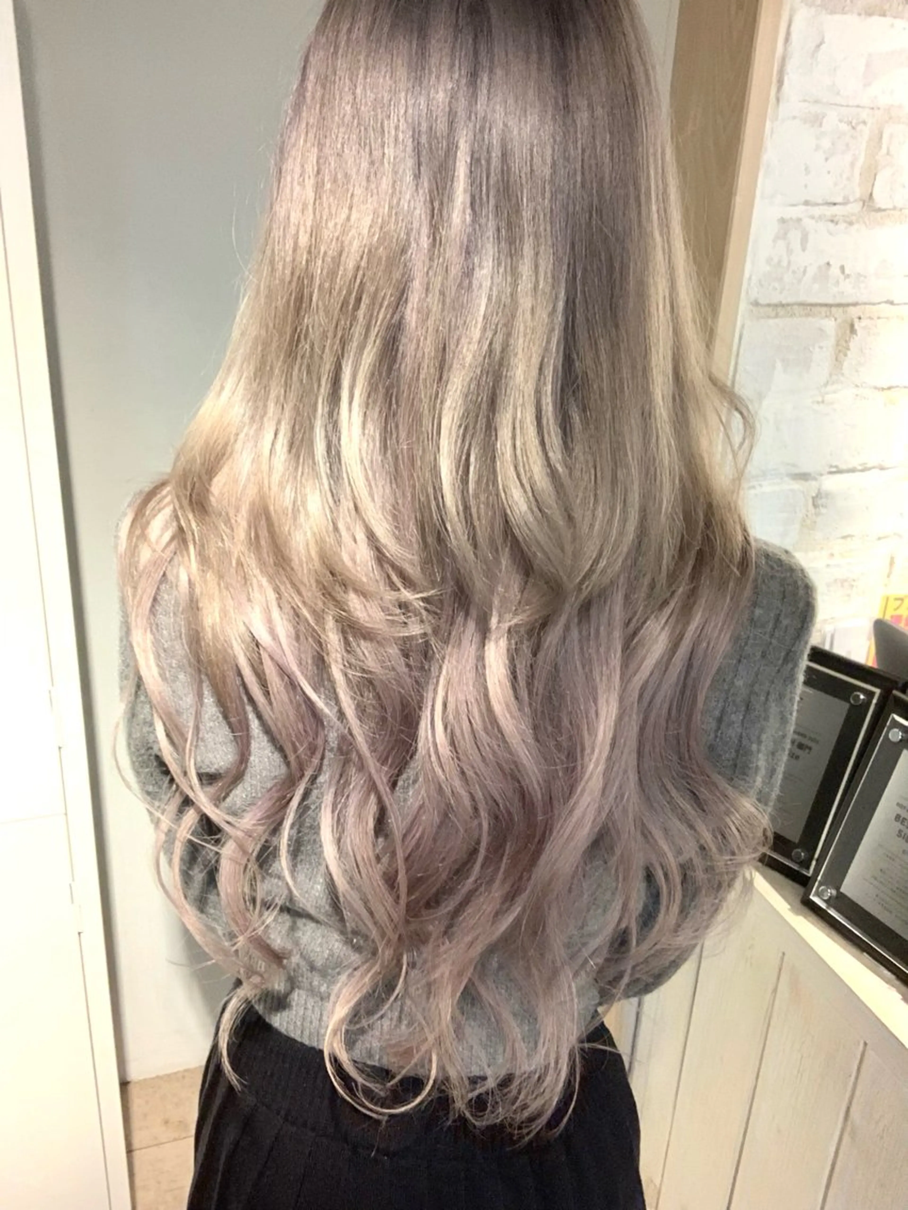 ロング ヘアカラー ✨ハイトーン✨艶髪 ✨髪質改善✨和田のヘアスタイル