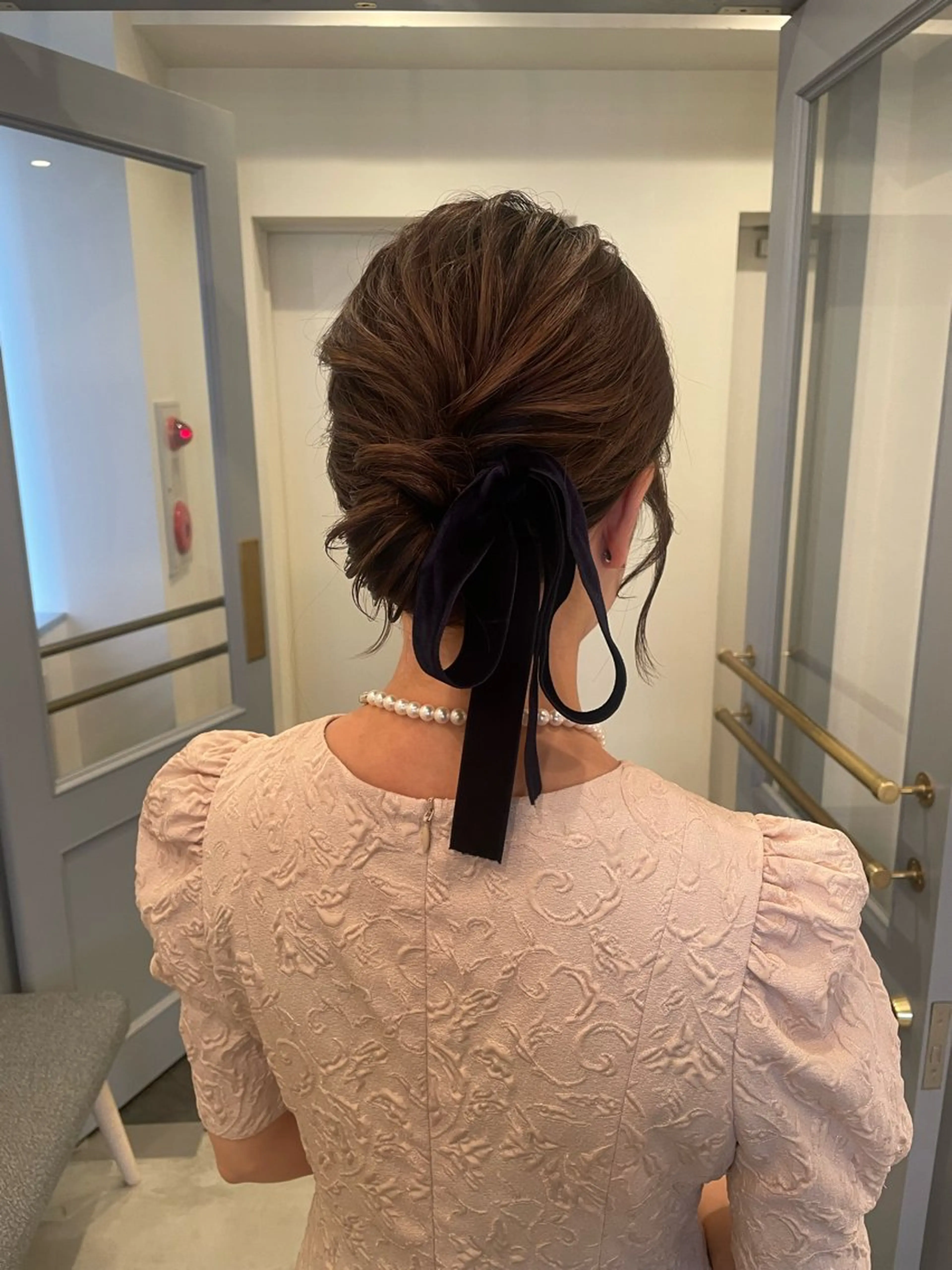 ヘアアレンジ ローシニヨン 清水 玖琉海のヘアスタイル