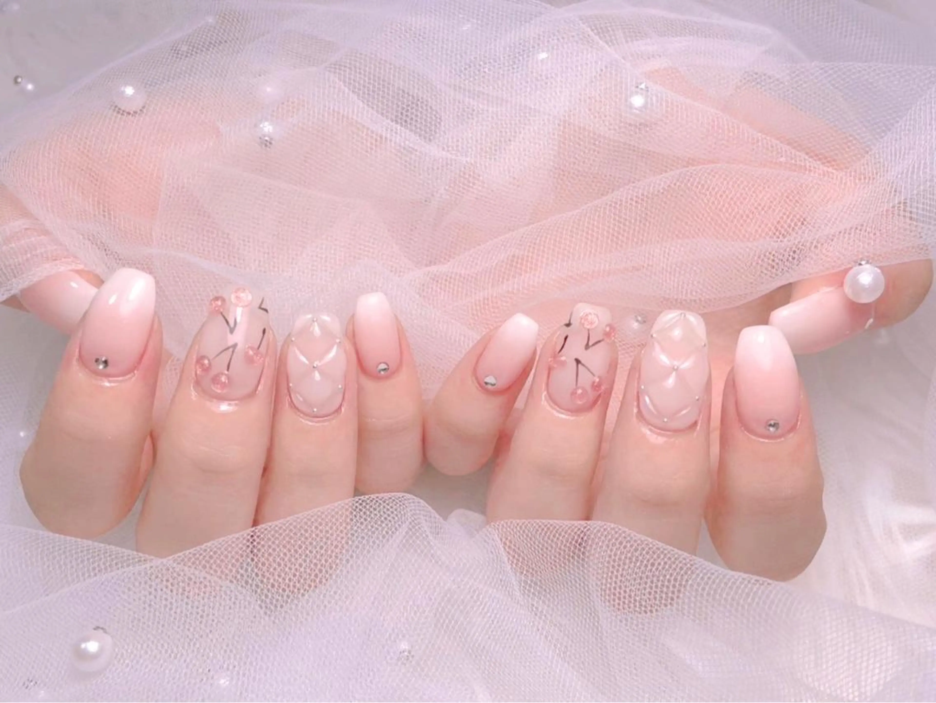 ネイル ハンドネイル lucky nail 歌舞伎町のネイルデザイン