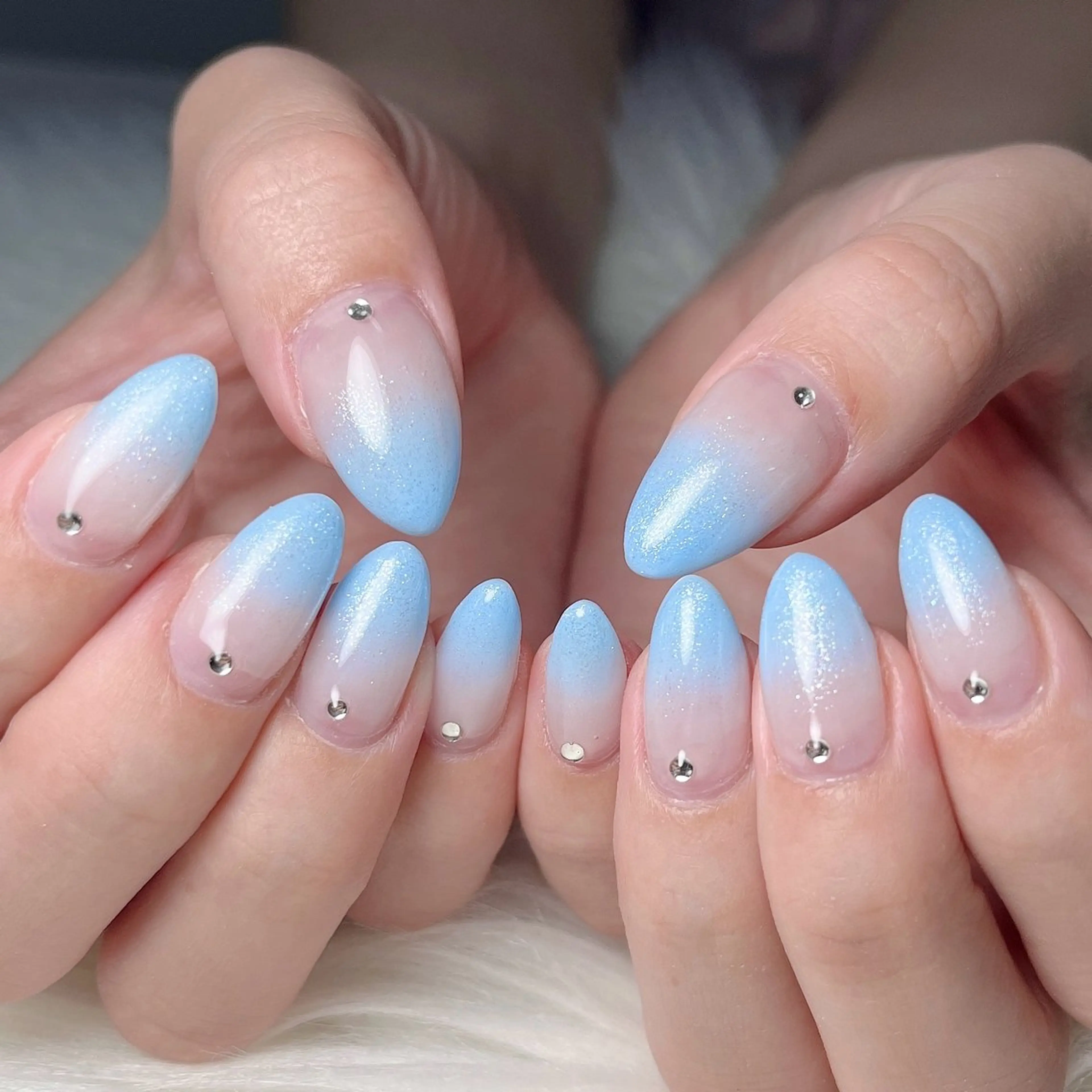 ネイル 韓国ネイル ラメ(グリッター) 持ち込み ハンドネイル 🐕🦺Yappy 💗A-tanのネイルデザイン