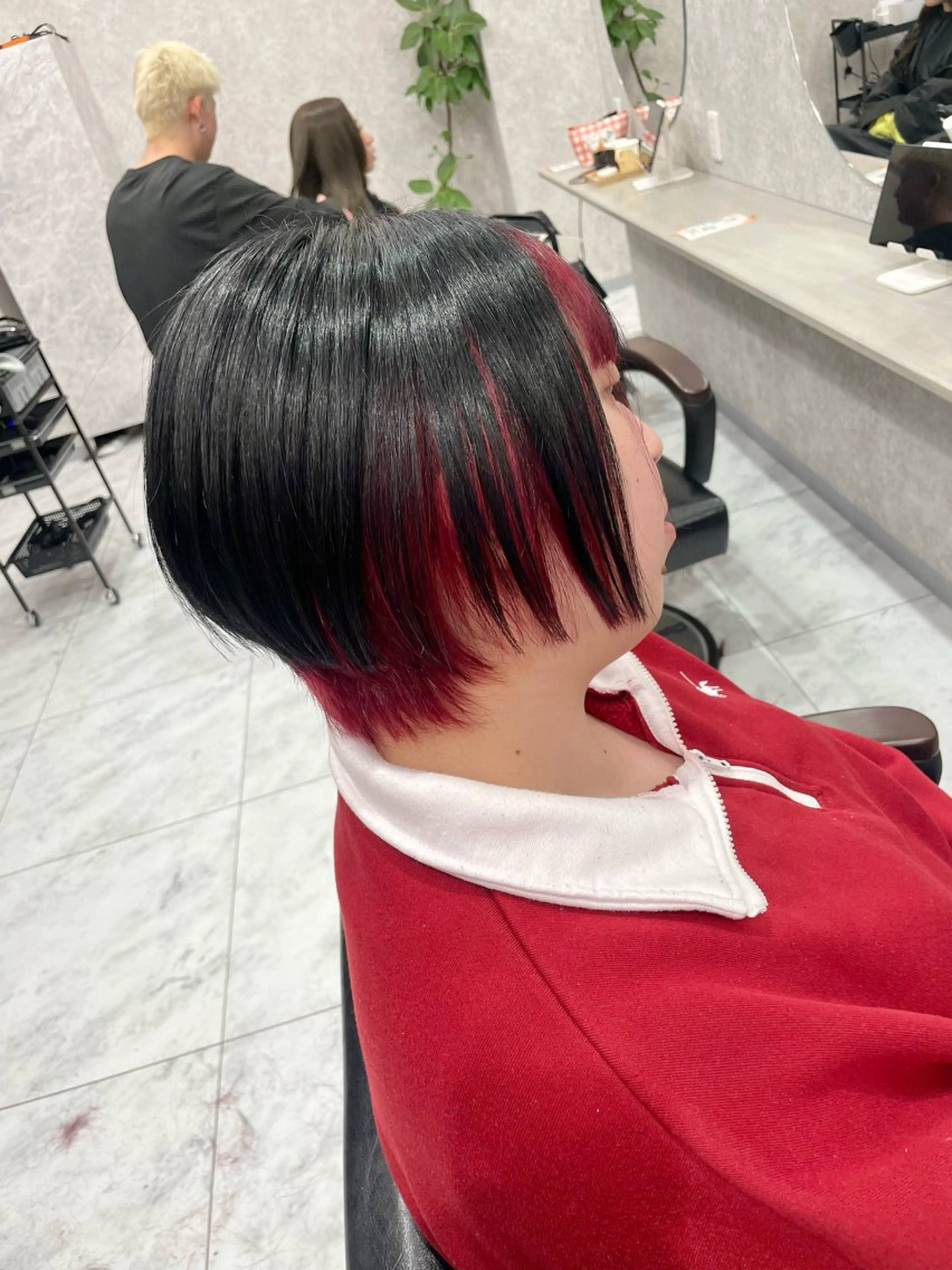 ショート 🦋ハイトーン🦋 石山 希理🦋のヘアスタイル