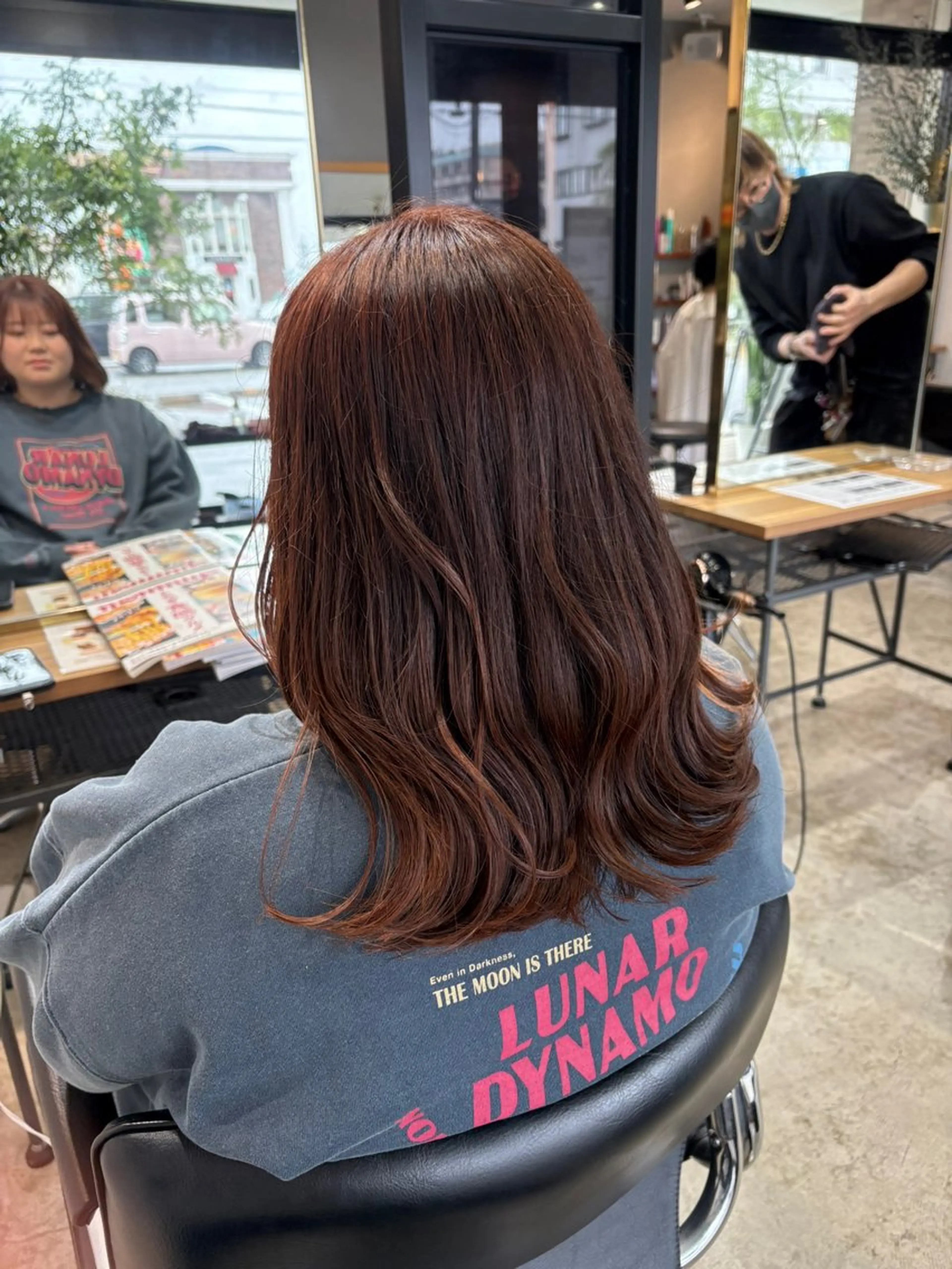 セミロング 《nico》 髙橋秋花🖤🧡のヘアスタイル