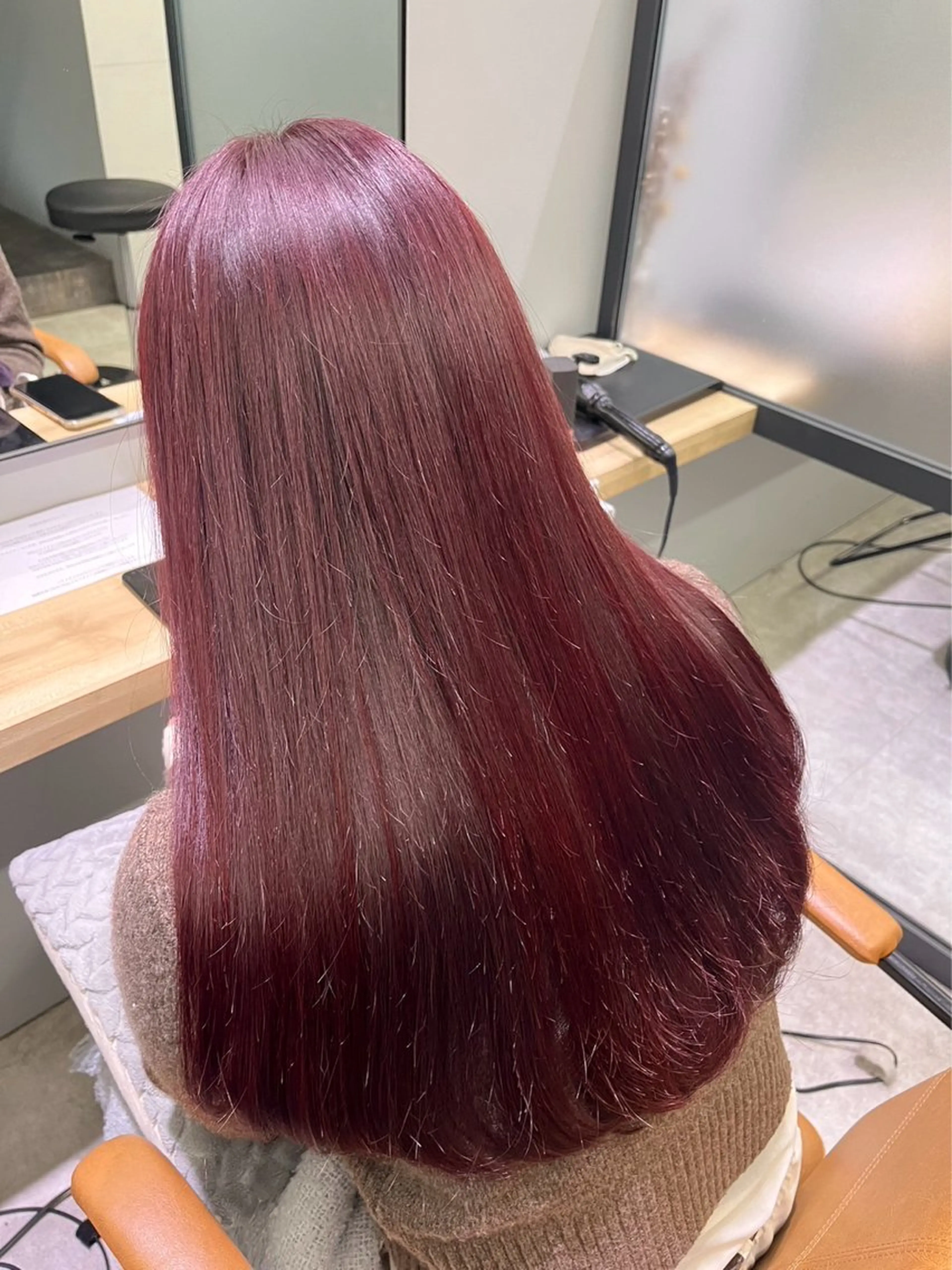 ロング カラー レッドカラー ロング 木寺 樹莉のヘアスタイル