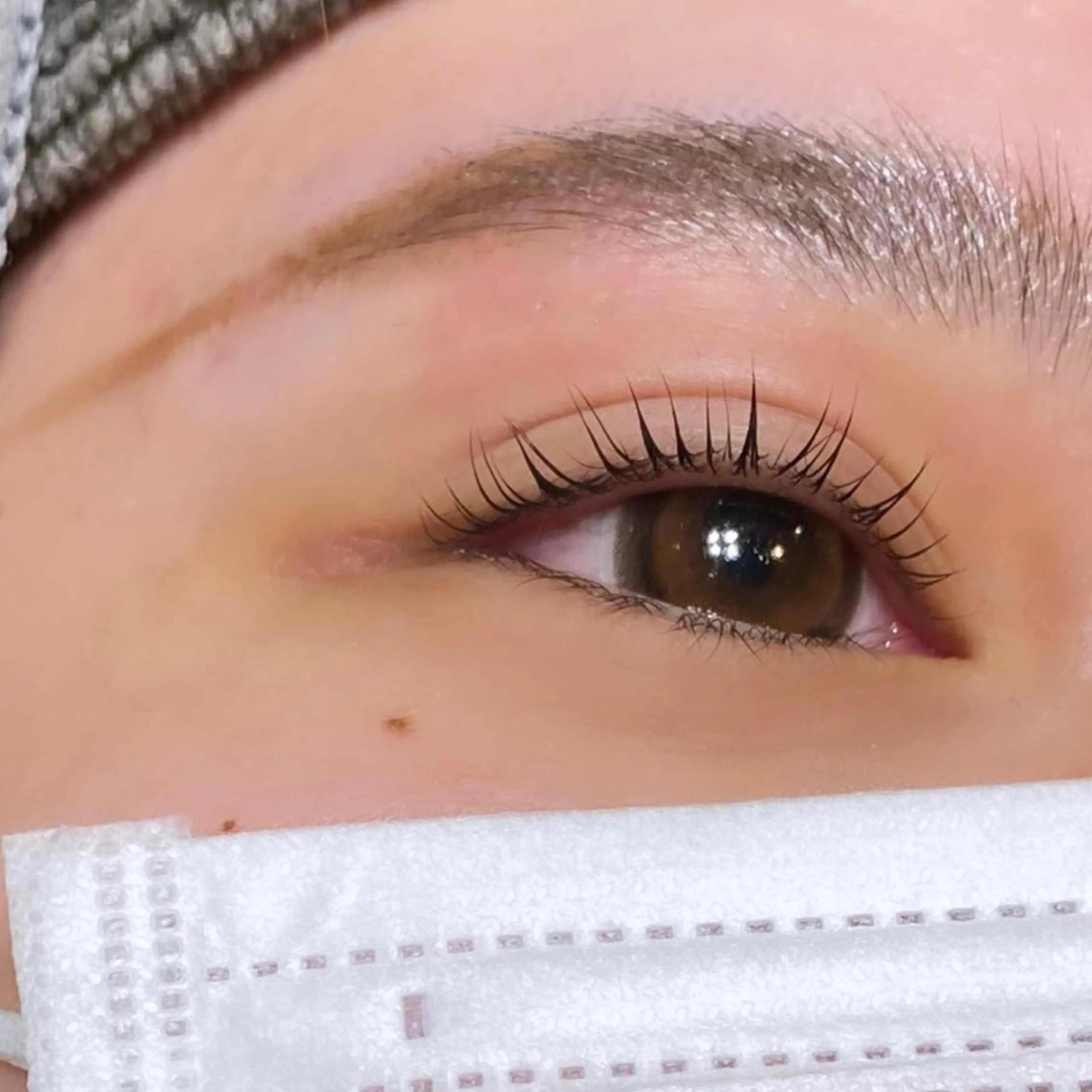 マツエク・マツパ パリジェンヌラッシュリフト VANCOUNCIL稲沢所属・福富 百花のヘアスタイル