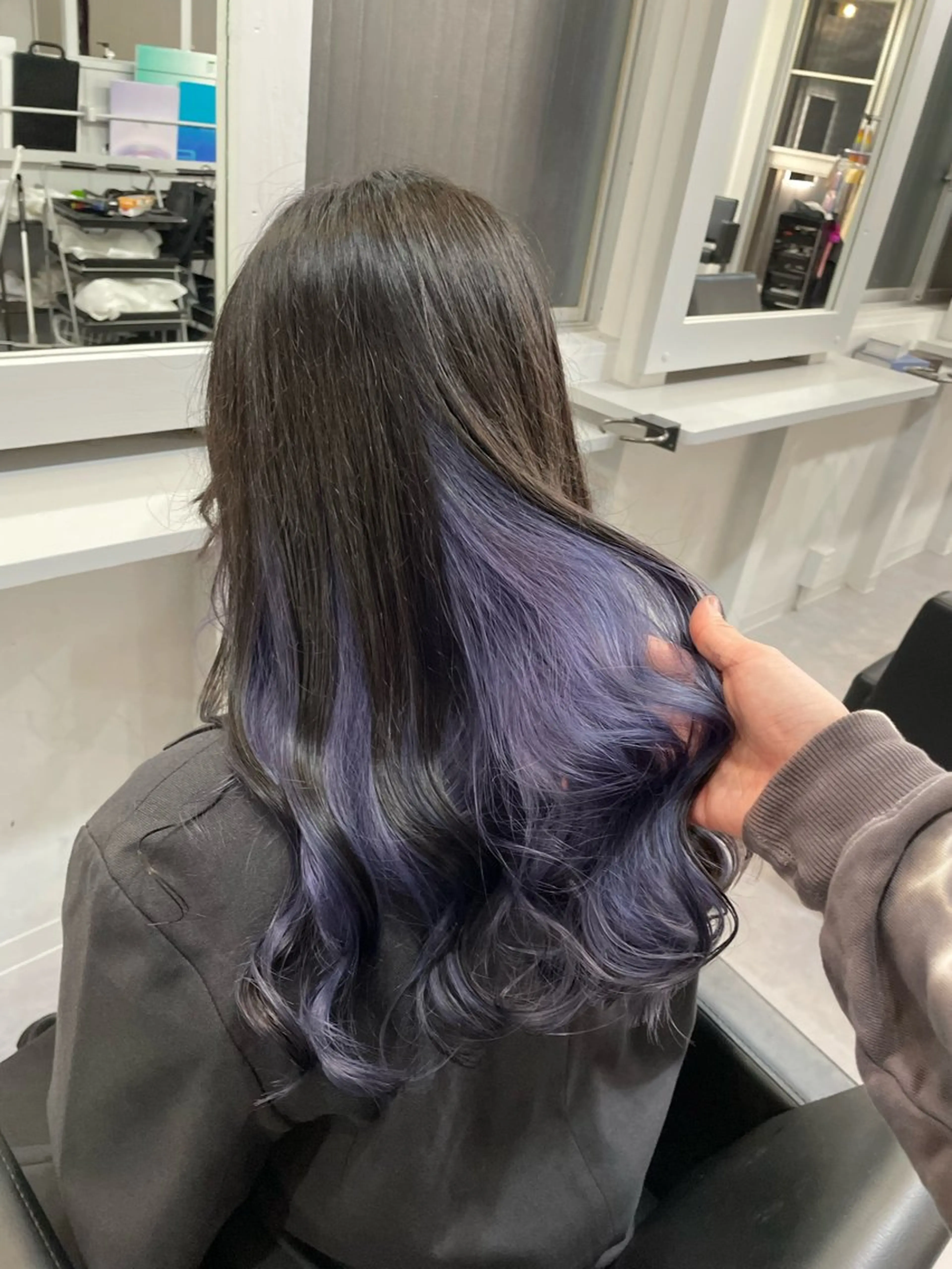 ロング カラー ブリーチ ブルーカラー ブルーラベンダー ラベンダーカラー Cielro/ダブル カラー/西田咲希のヘアスタイル