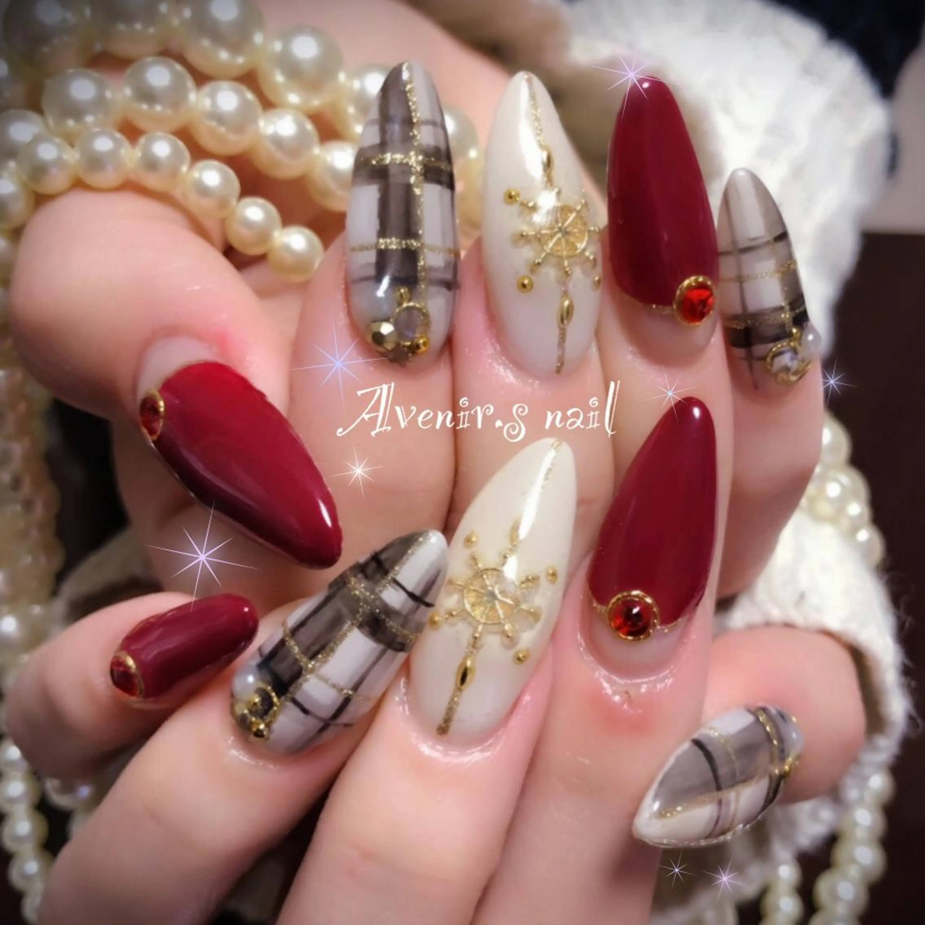 ネイル アートネイル Home Salon Avenir.のネイルデザイン