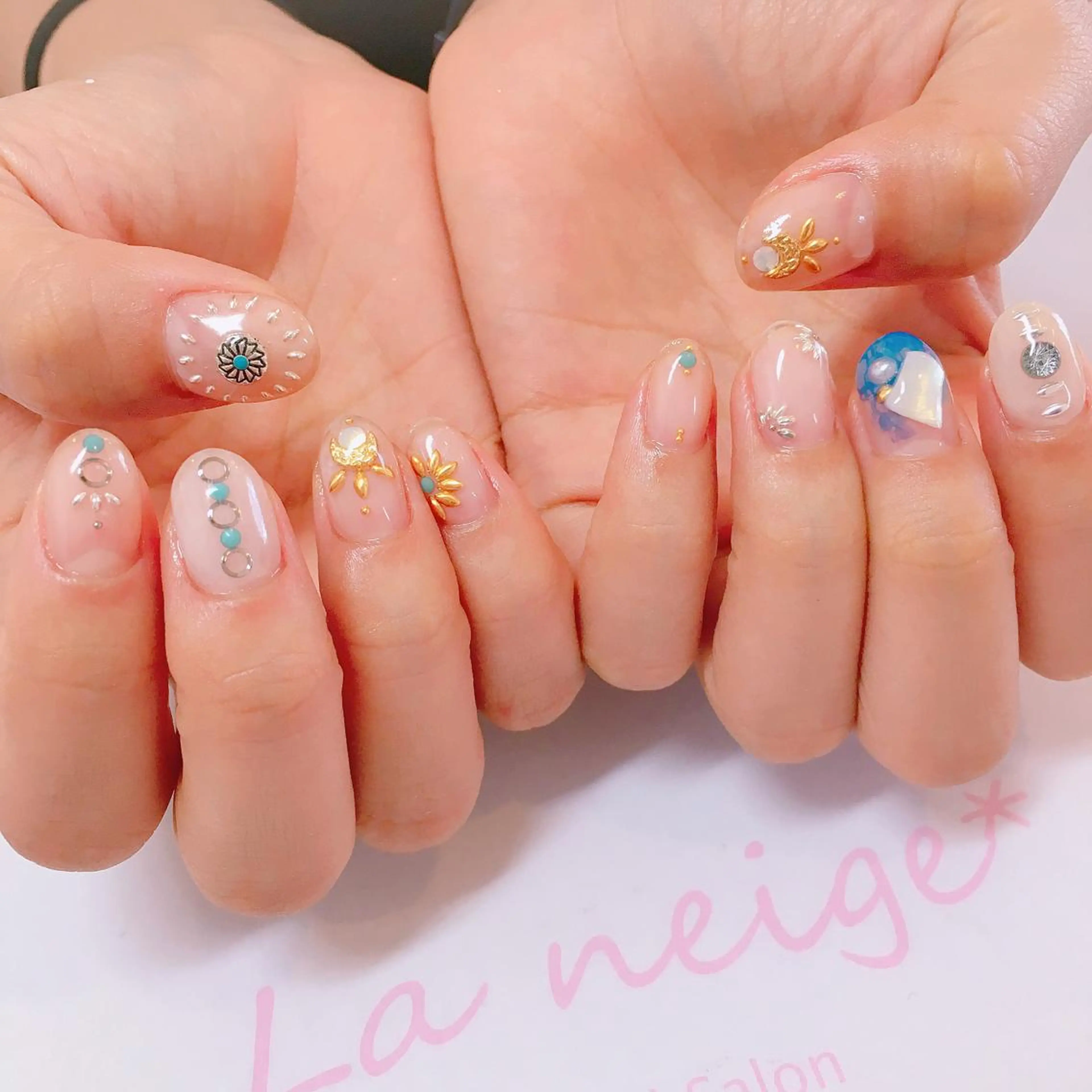 ネイル La neige* yuki 🐩🌙のネイルデザイン