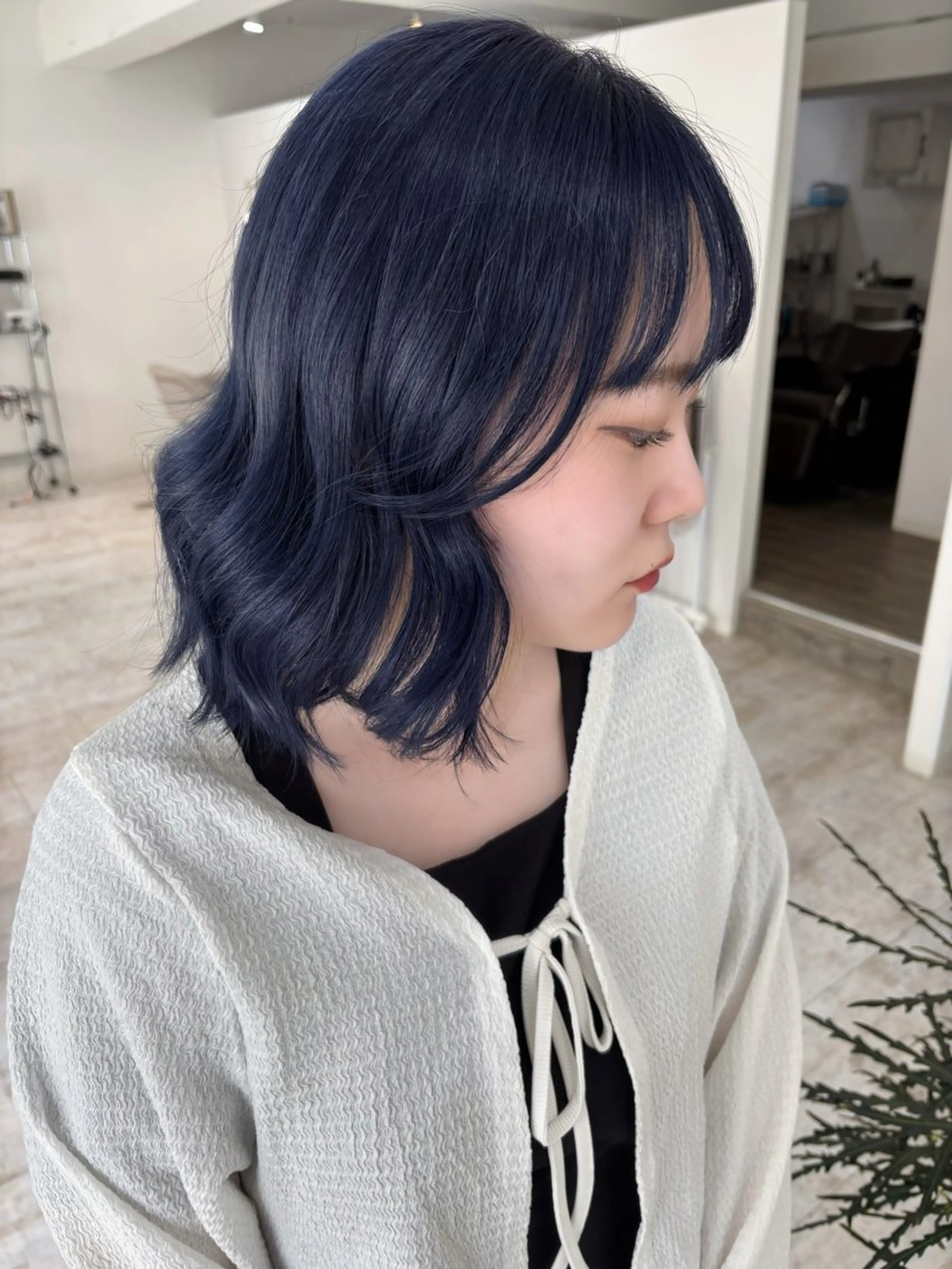 ミディアム カラー ブルーカラー piLLon mayuのヘアスタイル