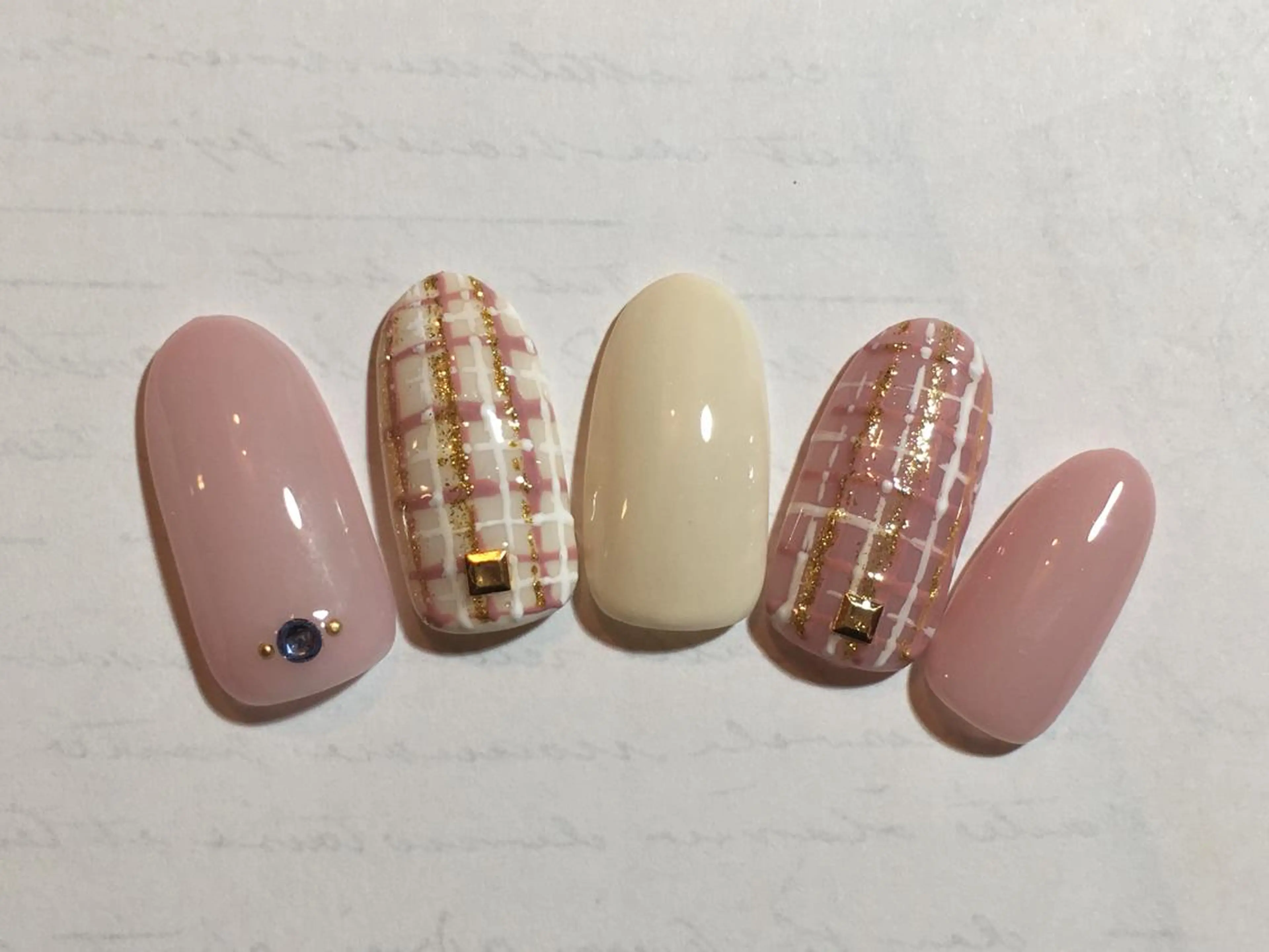 ネイル 古川 里美のネイルデザイン