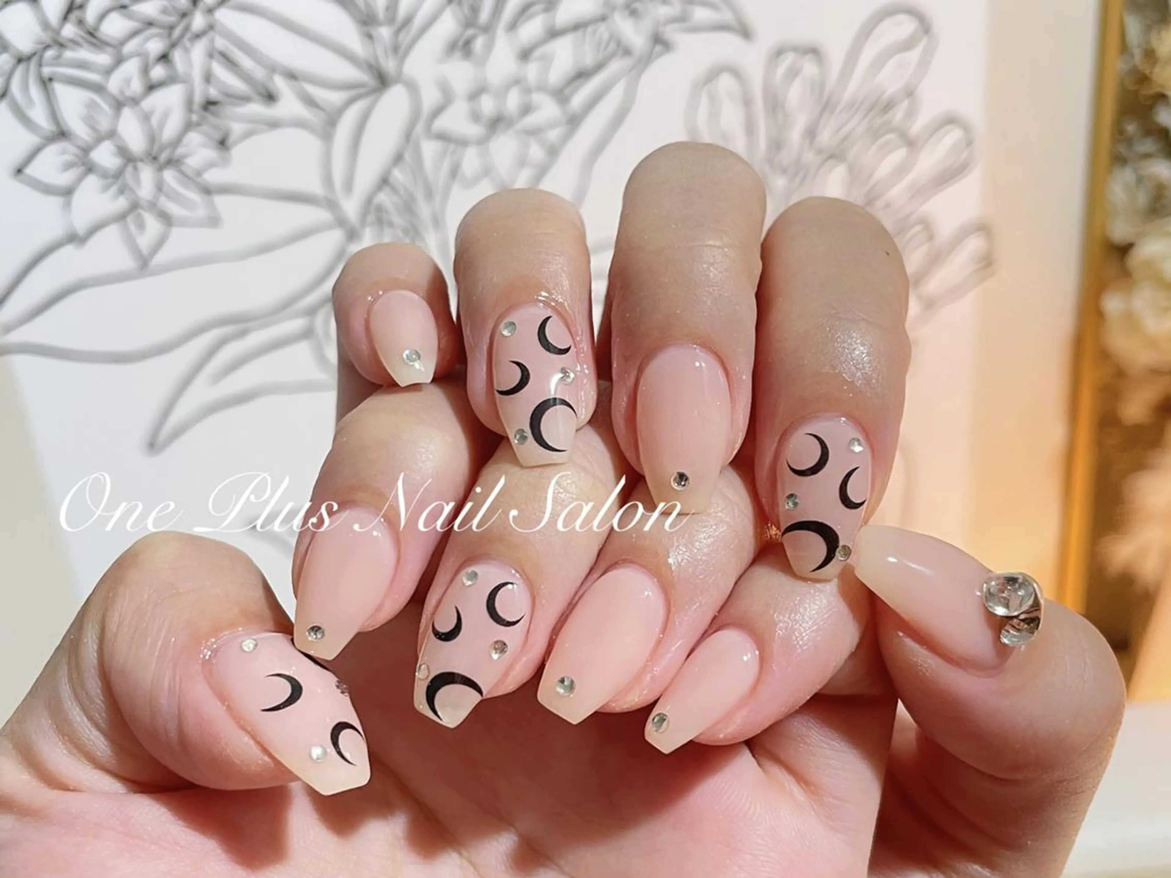 ネイル One plus あやのネイルデザイン