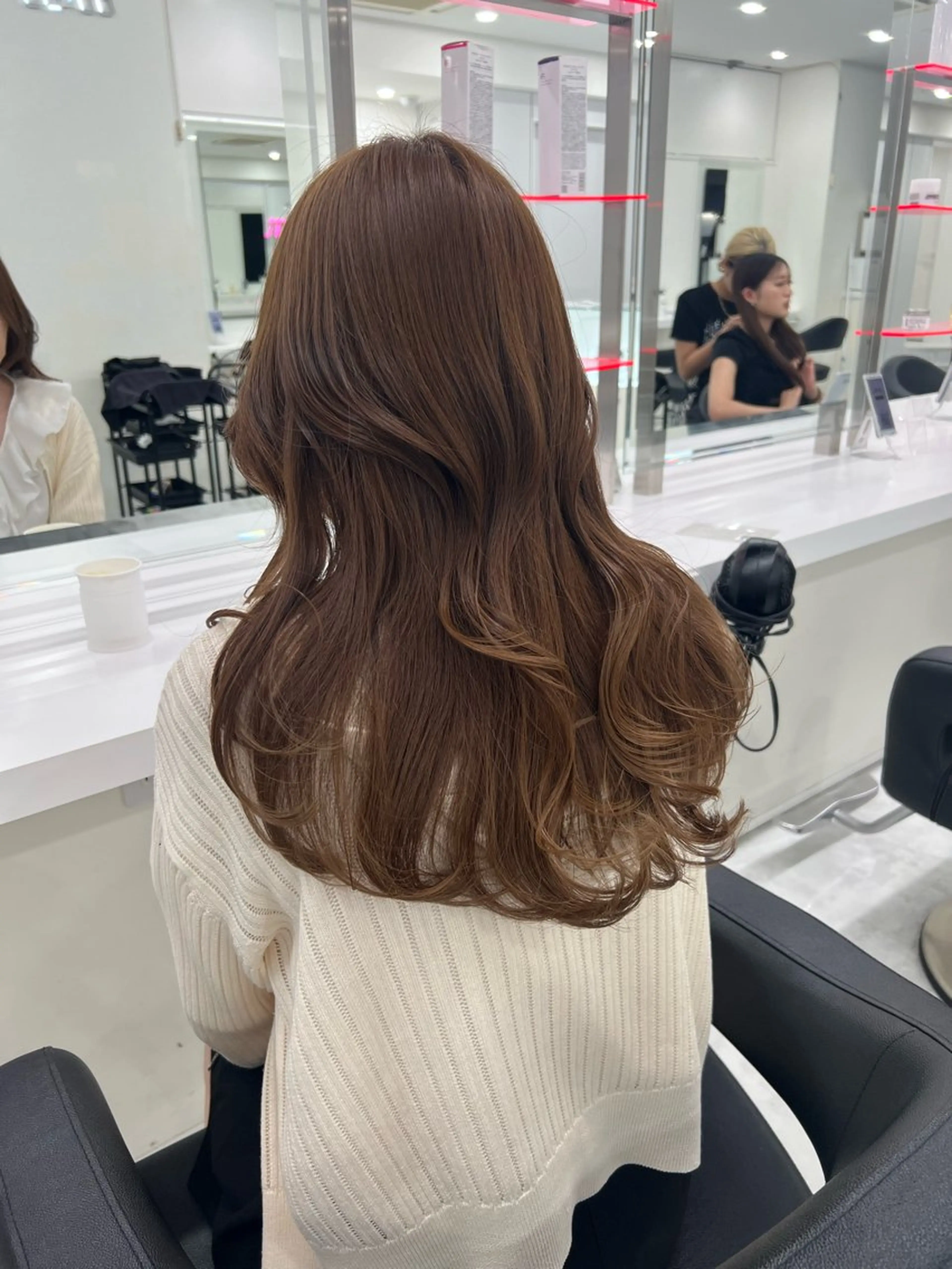 ロング カラー 透明感カラー🫧 レイヤーカットのヘアスタイル