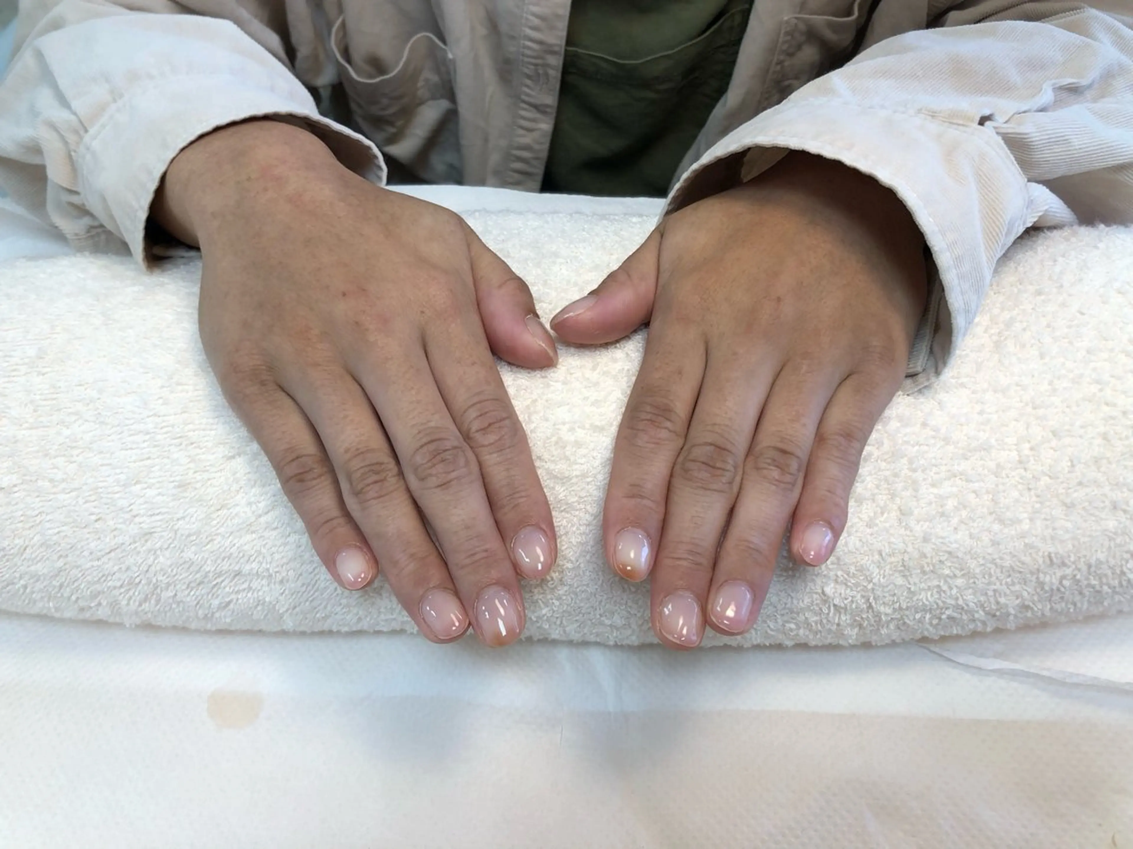 ネイル nailnail ネイルネイル所属・松岡 明未夏のネイルデザイン