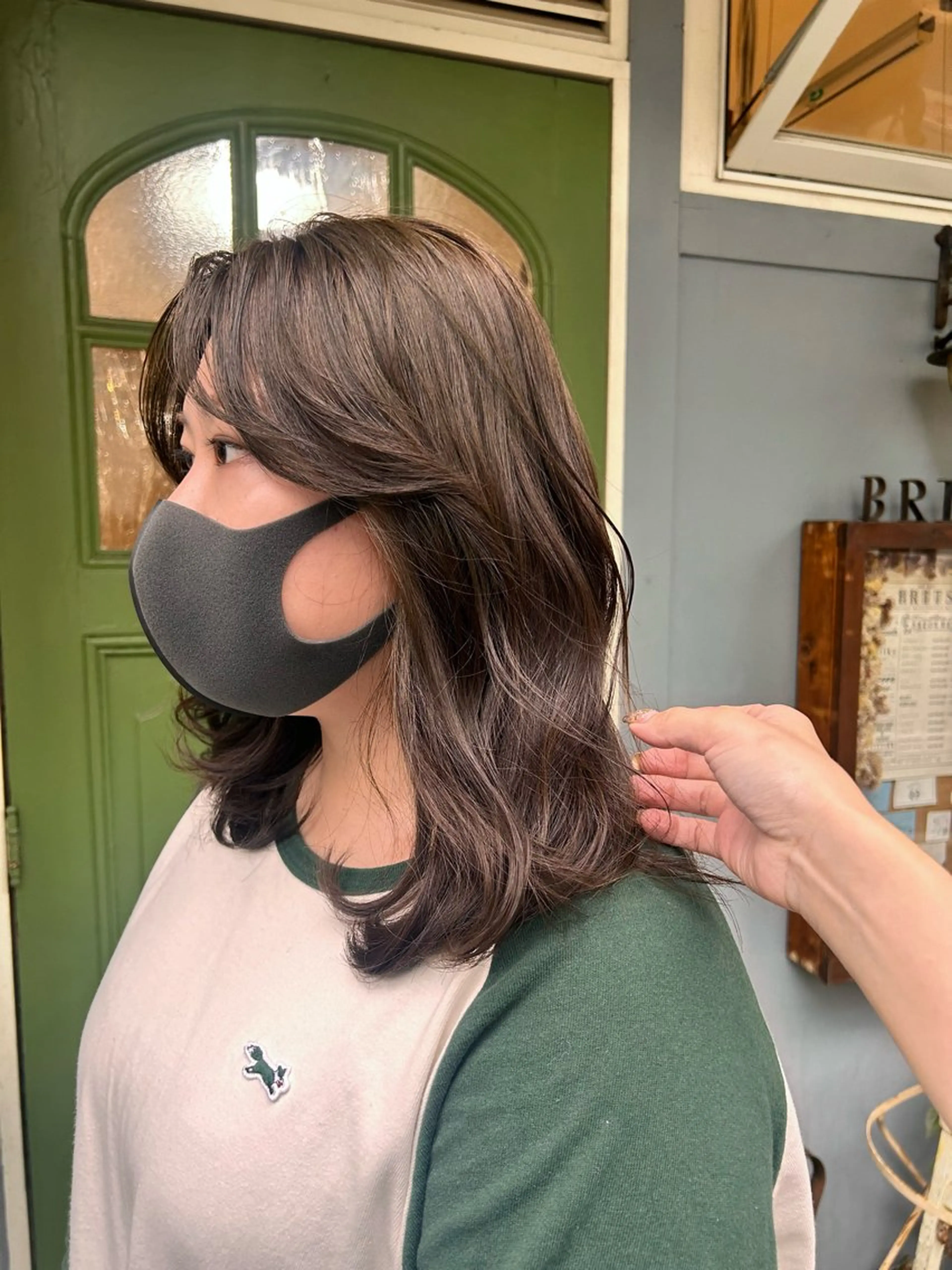 ミディアム カラー グレージュ オリーブグレージュ オリーブグレー ヘアカラー 清水千優/パーマ/ メンズパーマのヘアスタイル