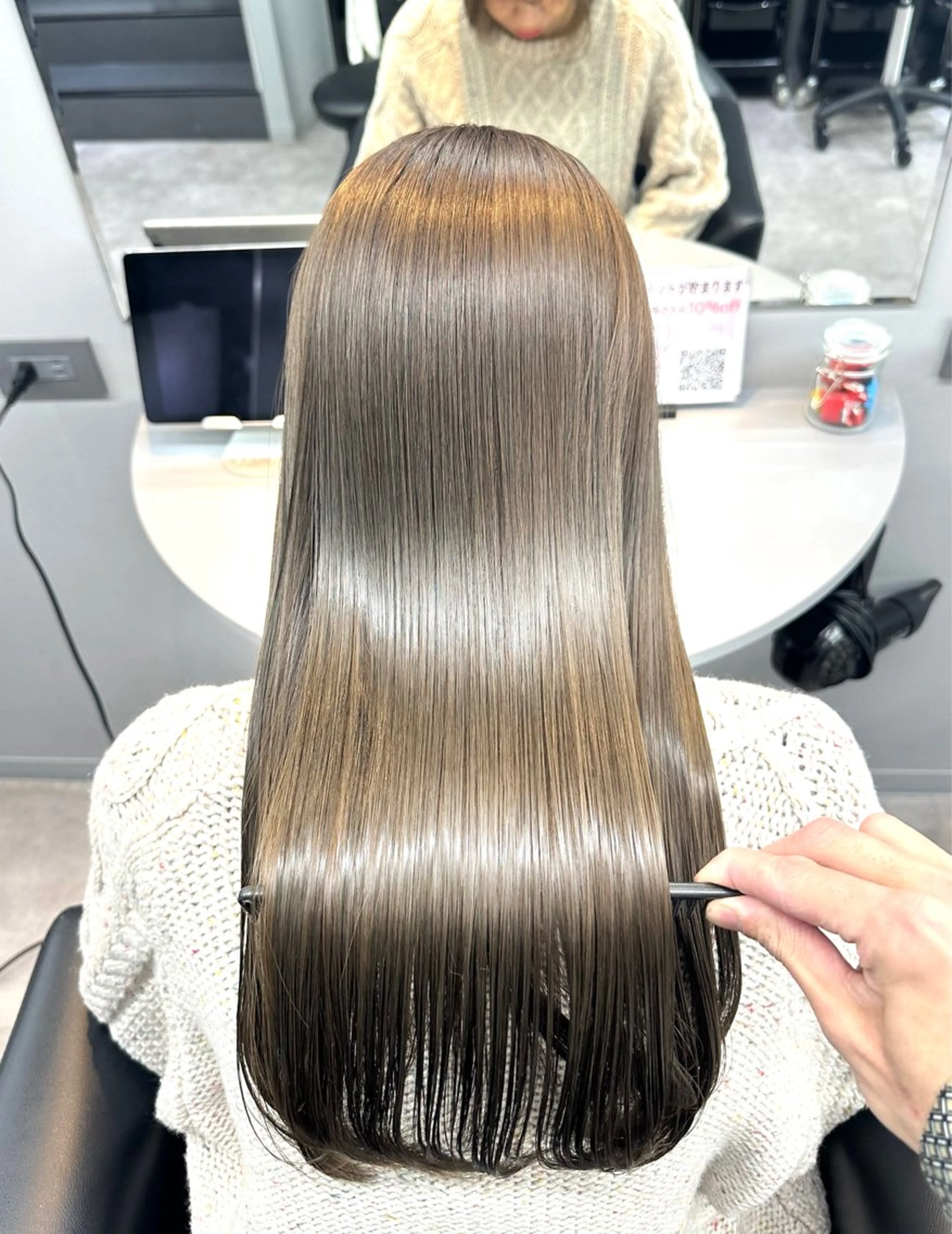 ロング カラー ブリーチ ブリーチなしカラー カット ヘアカラー トリートメント 美髪矯正・レイヤー 倉友哉のヘアスタイル