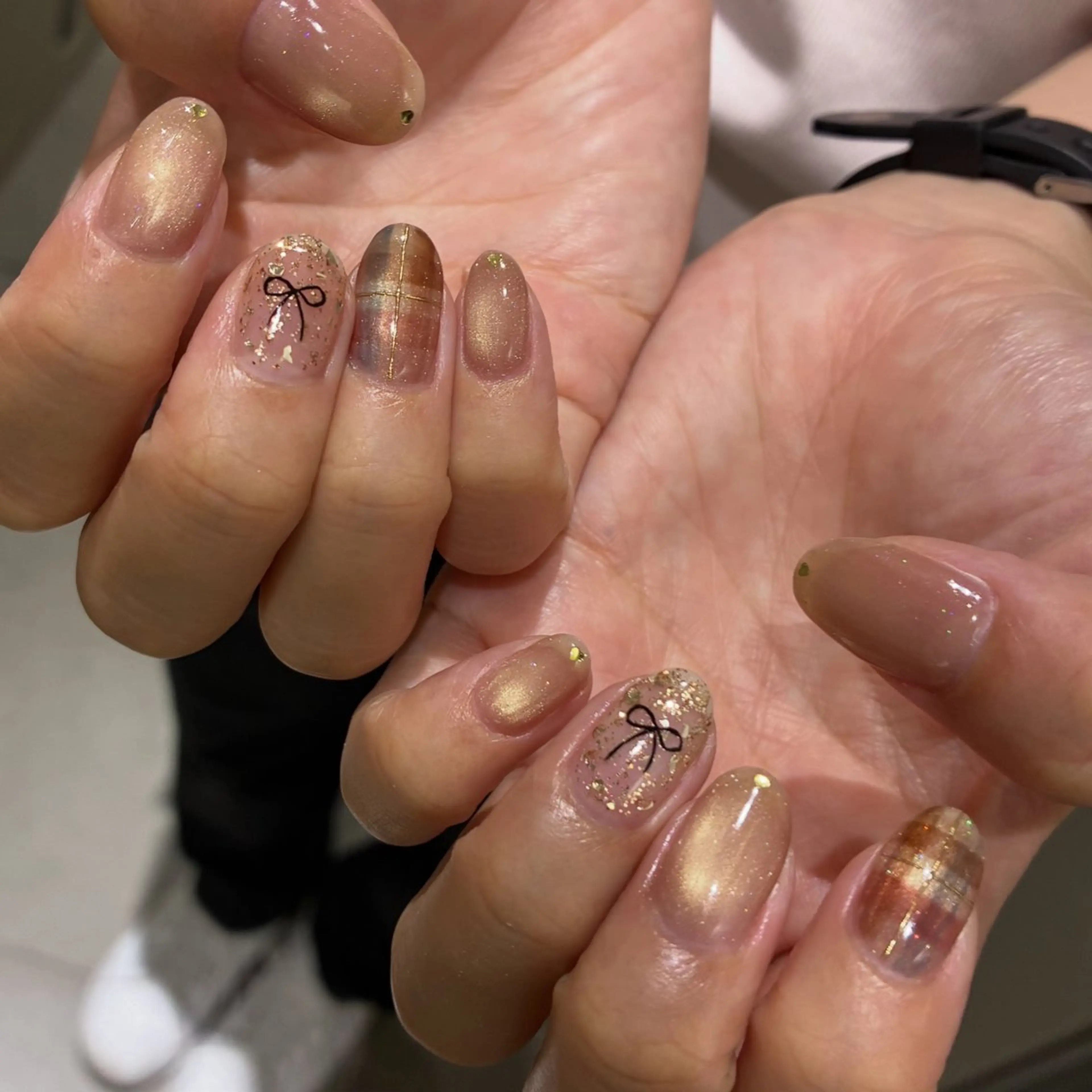 ネイル ハンドネイル WAVY airiのネイルデザイン