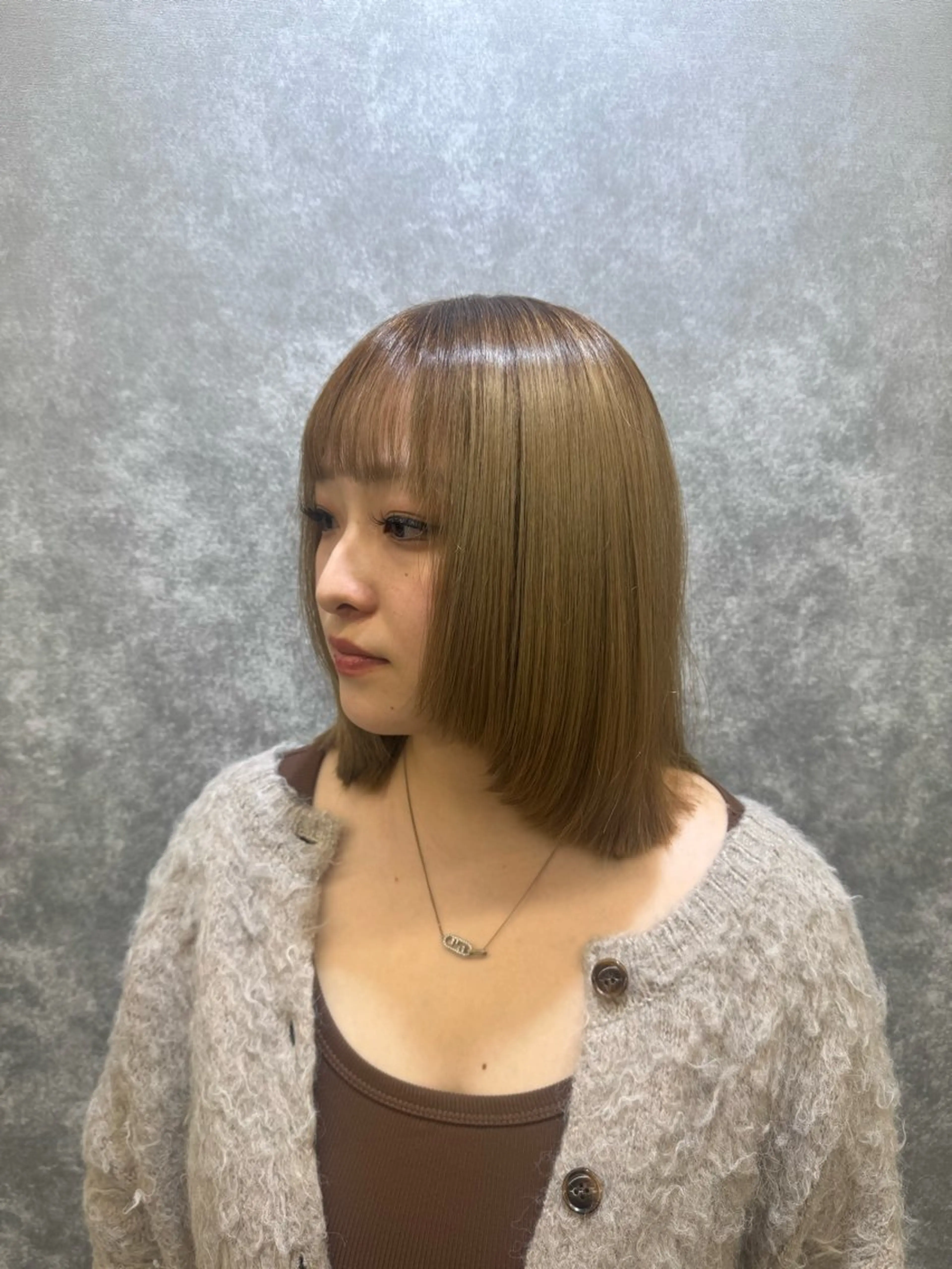 ミディアム レイヤーカット カット 🕯コバ/レイヤー/ 複雑履歴美髪縮毛🕯のヘアスタイル